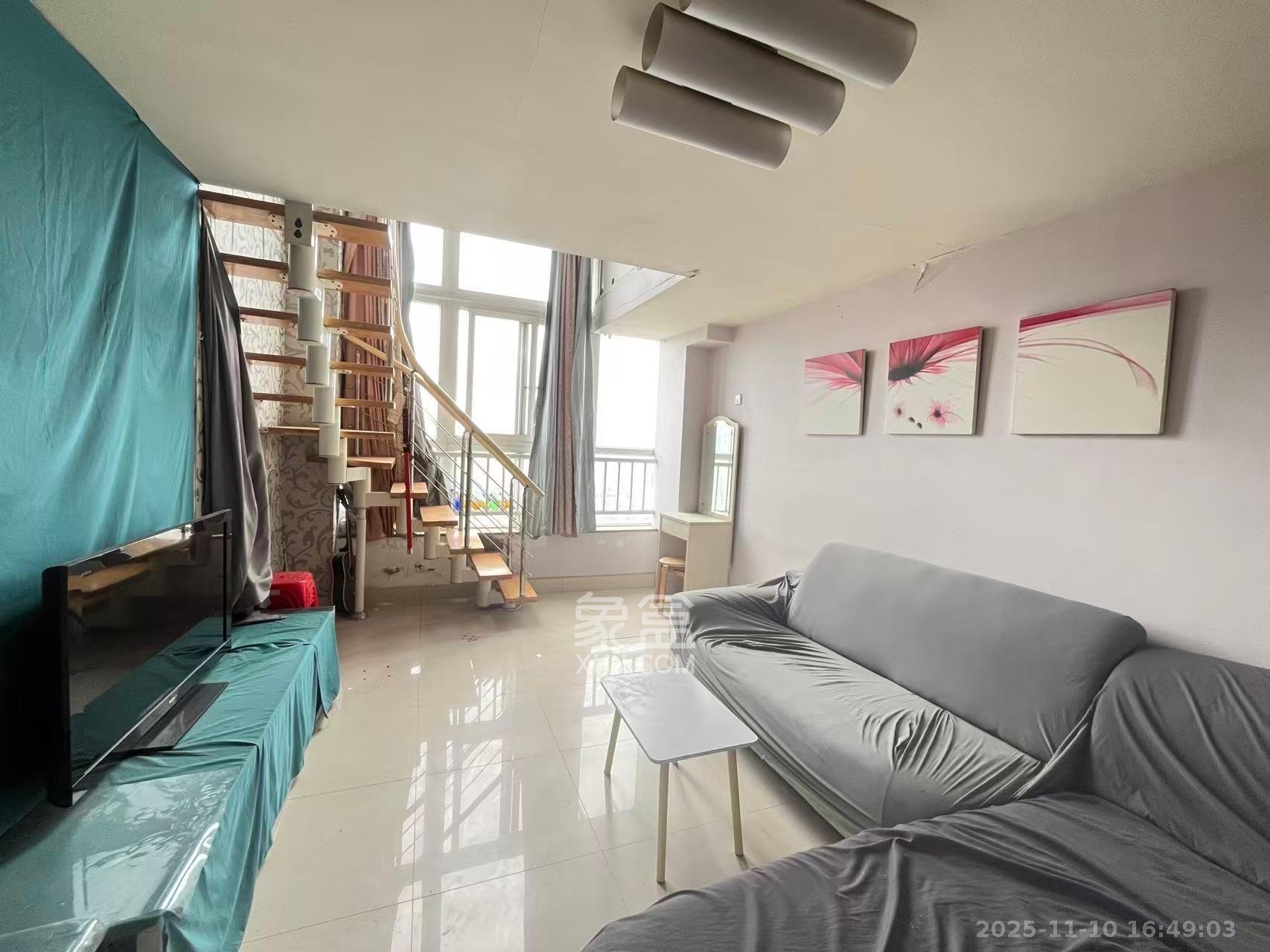 他城（天鸿时代公寓）  1室1厅1卫    1200.0元/月室内图