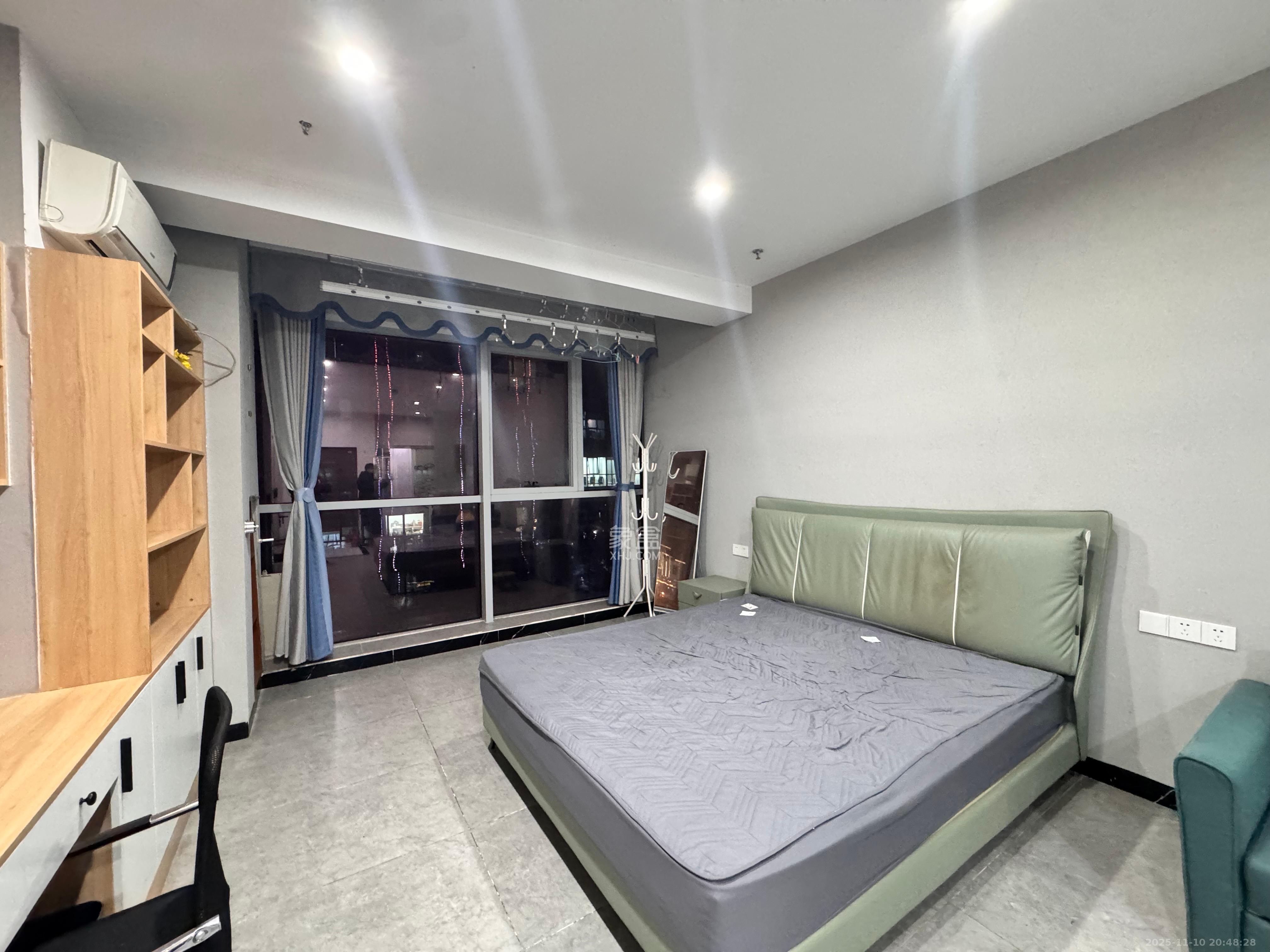 奥克斯滨仕花园(奥克斯洋湖广场/奥克斯中心) 1室1厅1卫 1500.0元/月 奥克斯滨仕花园(奥克斯洋湖广场/奥克斯中心) 1室1厅1卫 1500.0元/月室内图