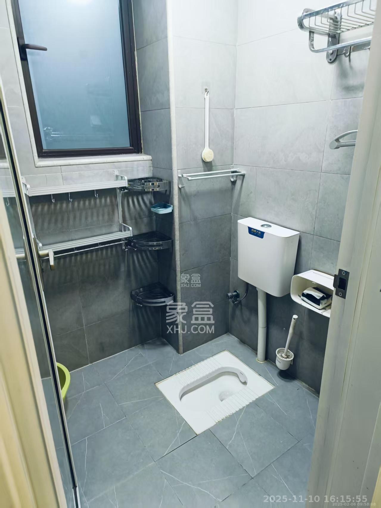 华润置地广场二期 1室0厅0卫 2100.0元/月 华润置地广场二期 1室0厅0卫 2100.0元/月室内图