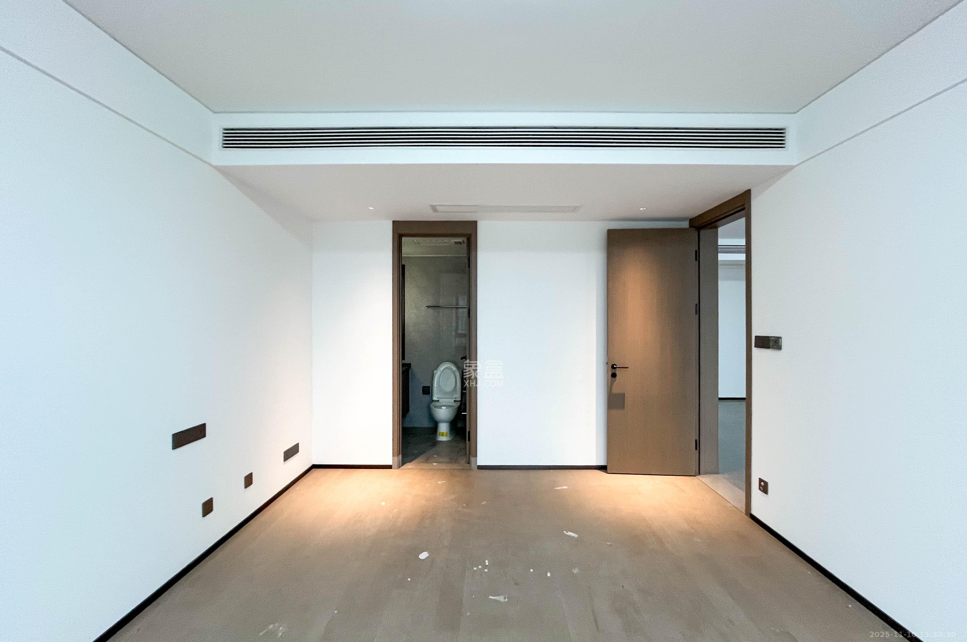 金地峯范  4室2厅2卫    259.0万其他