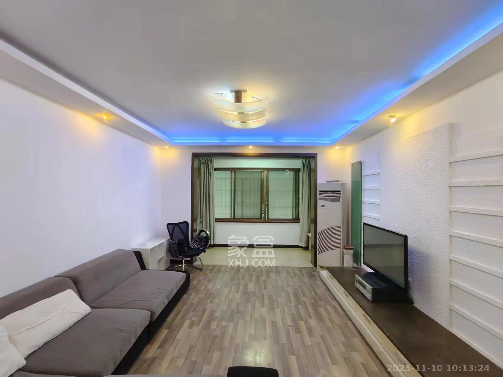 新世纪家园  2室2厅1卫    2200.0元/月