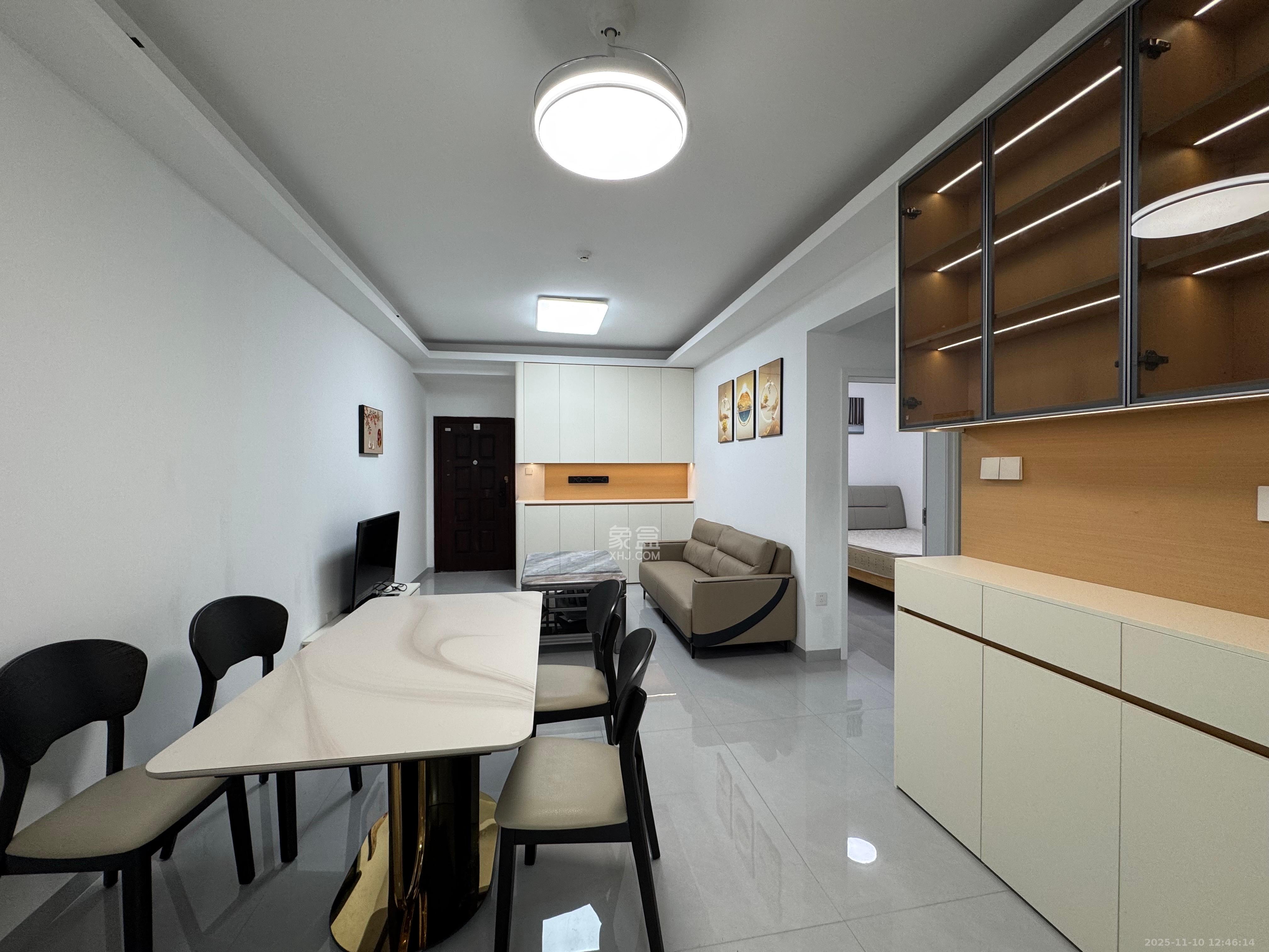 鑫远杰座 2室2厅1卫 2680.0元/月 鑫远杰座 2室2厅1卫 2680.0元/月室内图