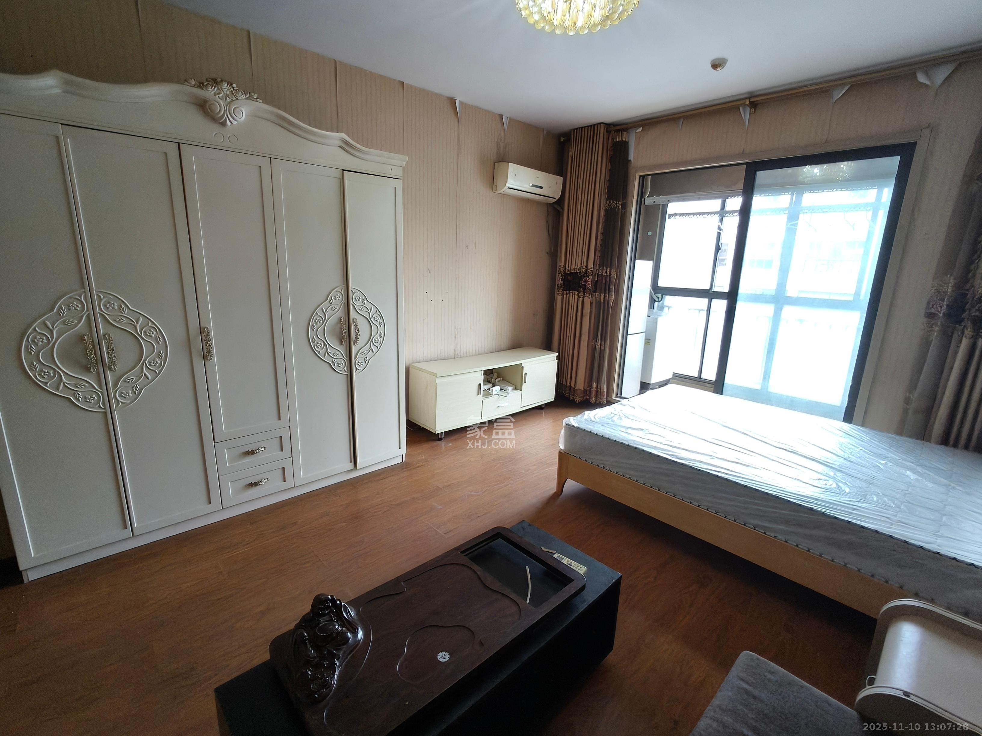 花漾年华(桂花园) 1室1厅1卫 1000.0元/月 花漾年华(桂花园) 1室1厅1卫 1000.0元/月室内图