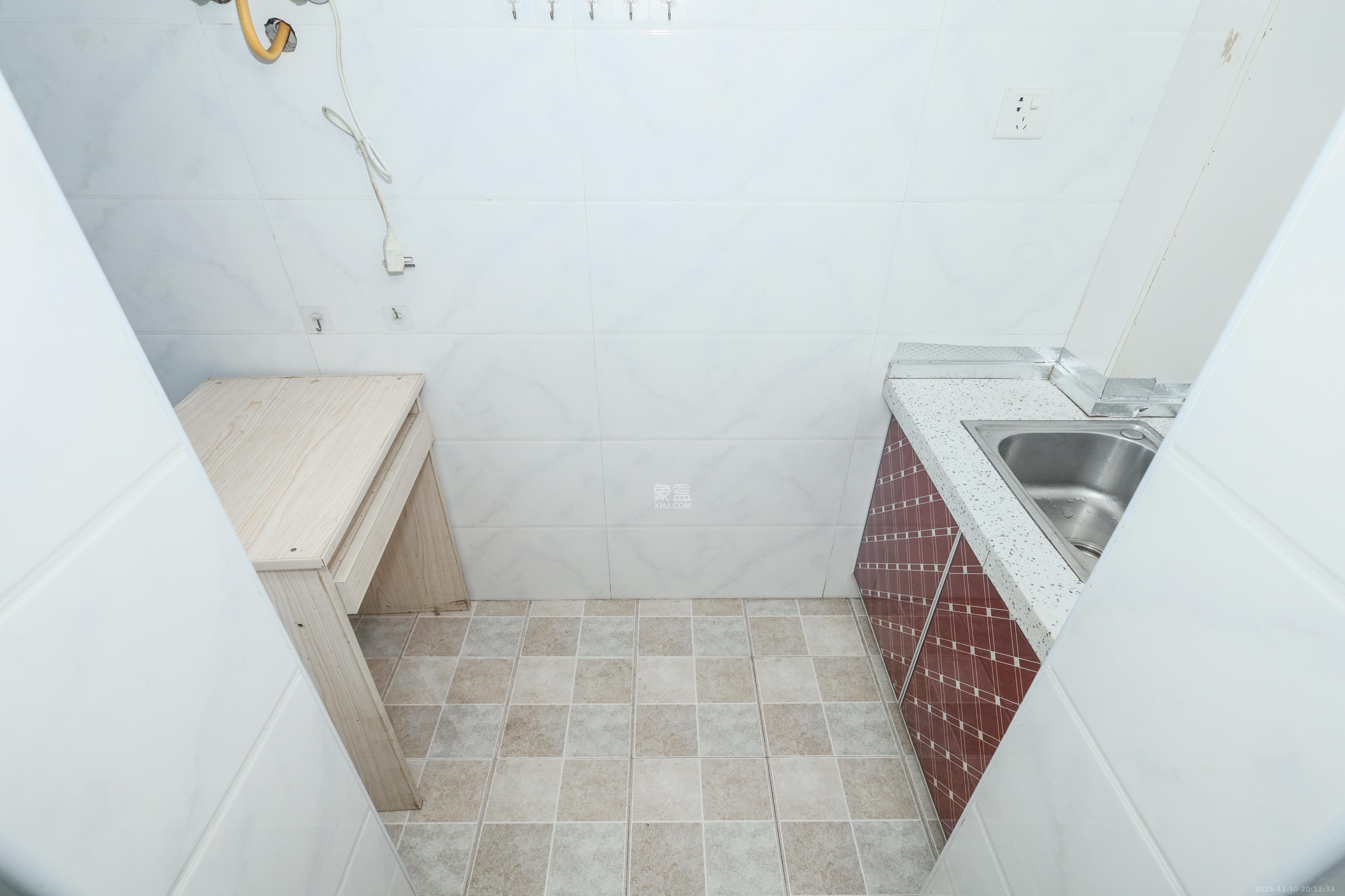 梅溪湖合能璞丽  2室2厅1卫    76.8万厨房