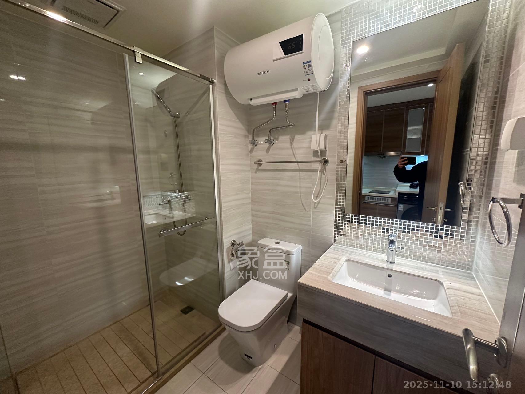 恒大金融广场 1室1厅1卫 1500.0元/月 恒大金融广场 1室1厅1卫 1500.0元/月室内图