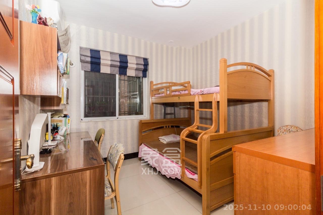 星城国际  1室2厅2卫    1700.0元/月室内图