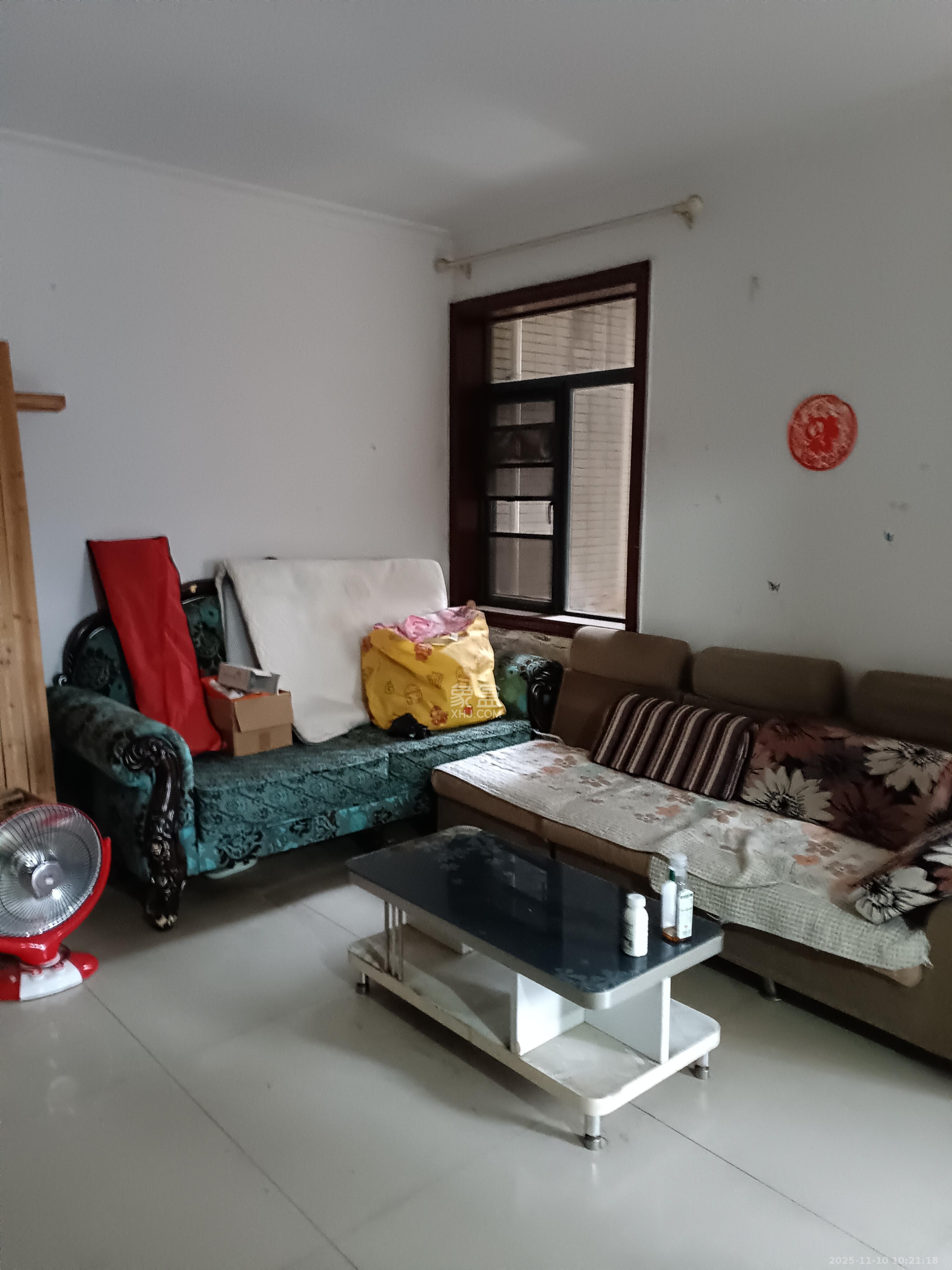 茶山馨苑  3室2厅1卫    2000.0元/月室内图