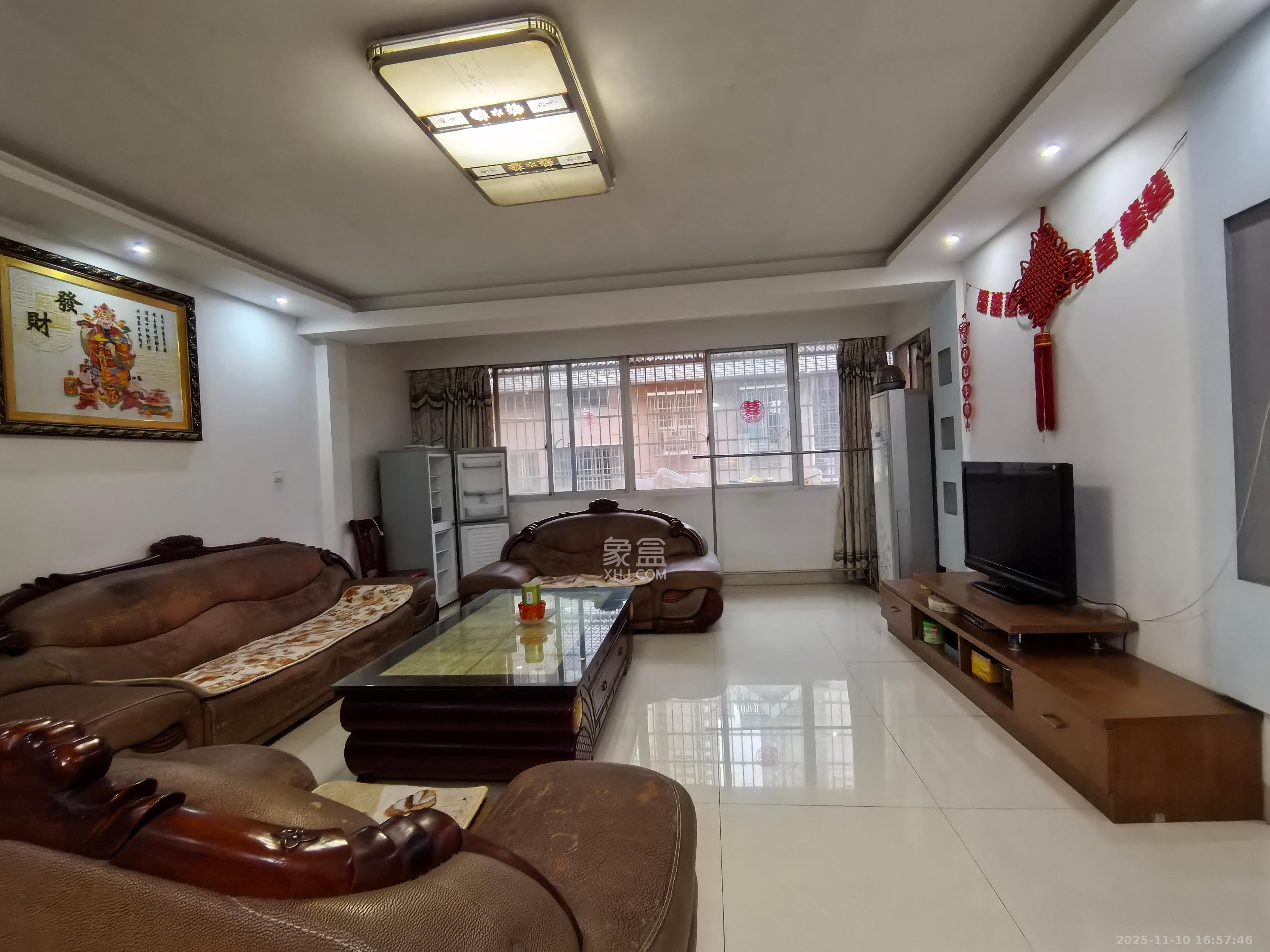 茶子山小区  2室2厅1卫    1800.0元/月