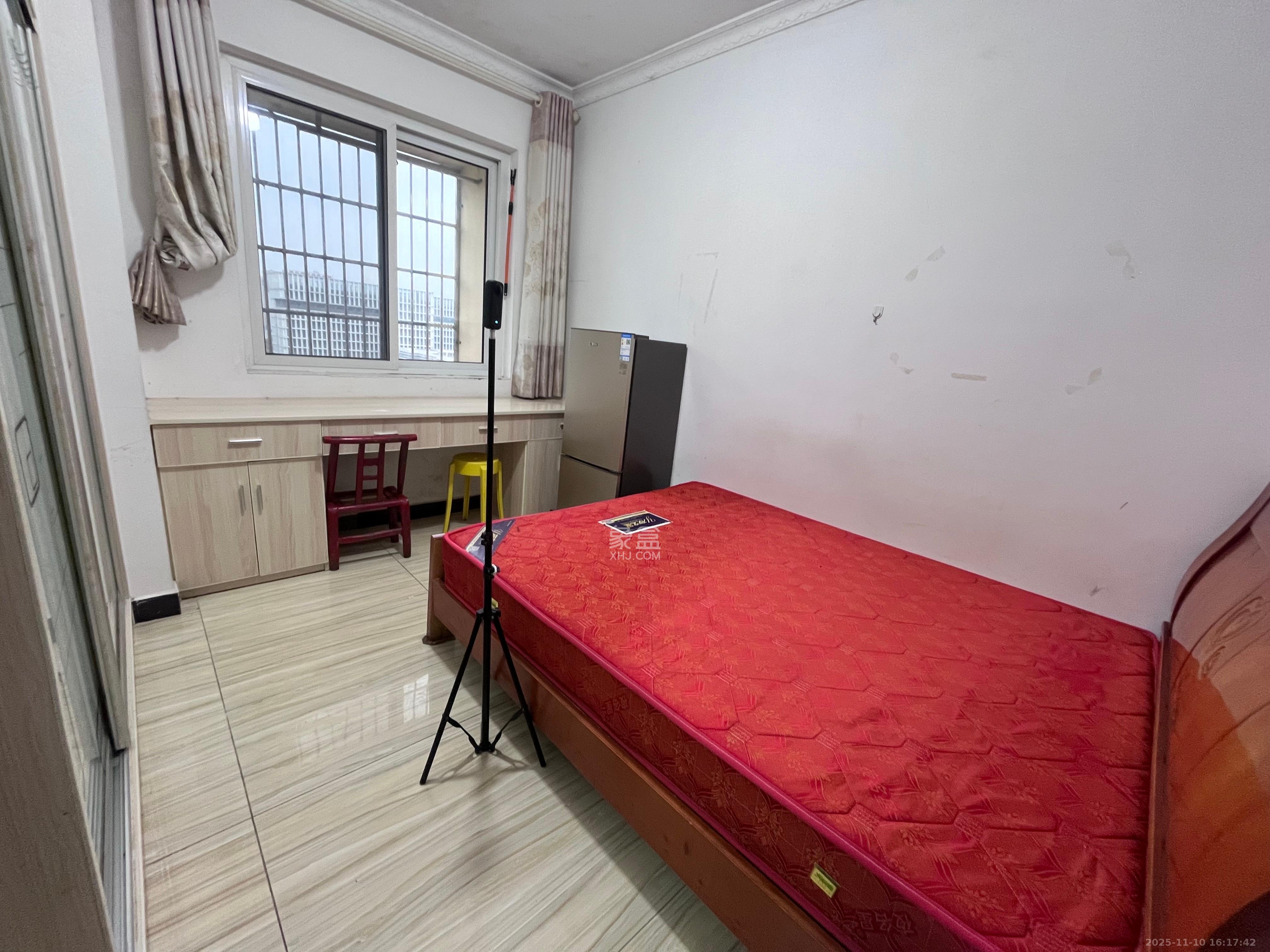 和康园小区 1室0厅1卫 800.0元/月 和康园小区 1室0厅1卫 800.0元/月室内图