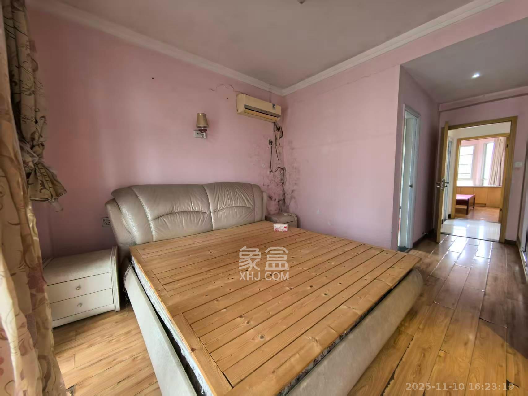 长房西郡  2室2厅2卫    2200.0元/月室内图