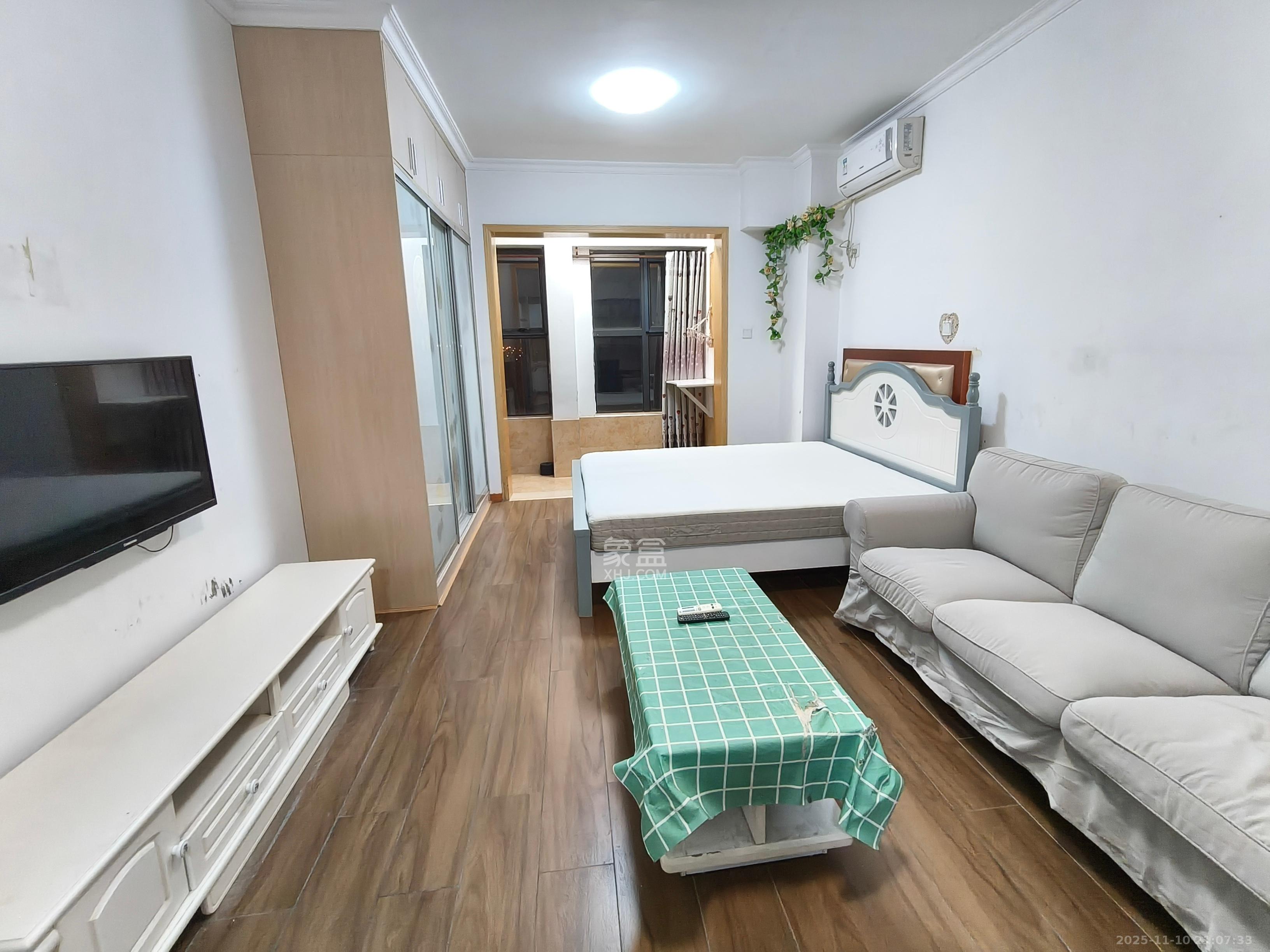 万科魅力之城  1室1厅1卫    1200.0元/月