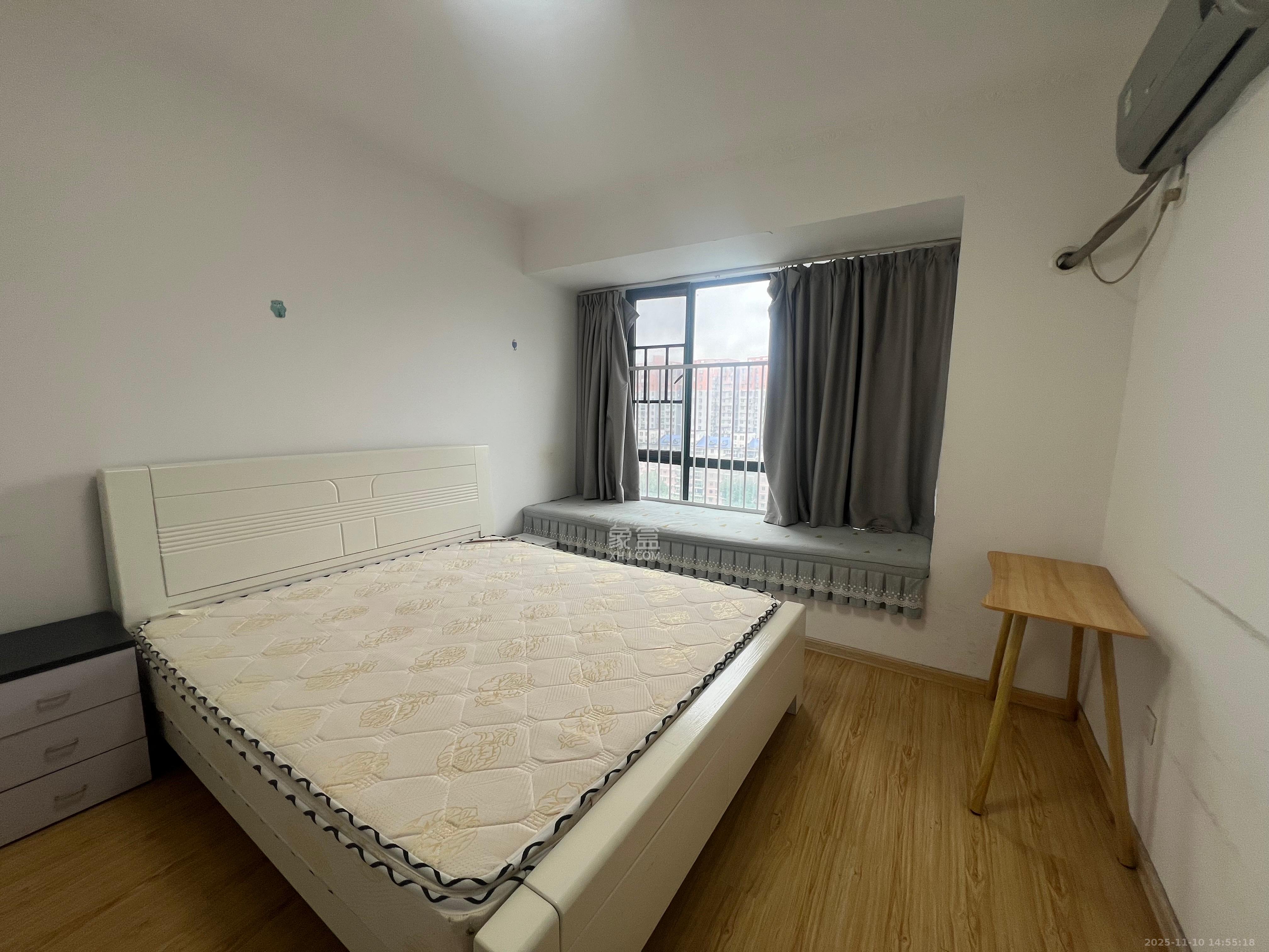 凯轩云顶 2室2厅1卫 2600.0元/月 凯轩云顶 2室2厅1卫 2600.0元/月室内图