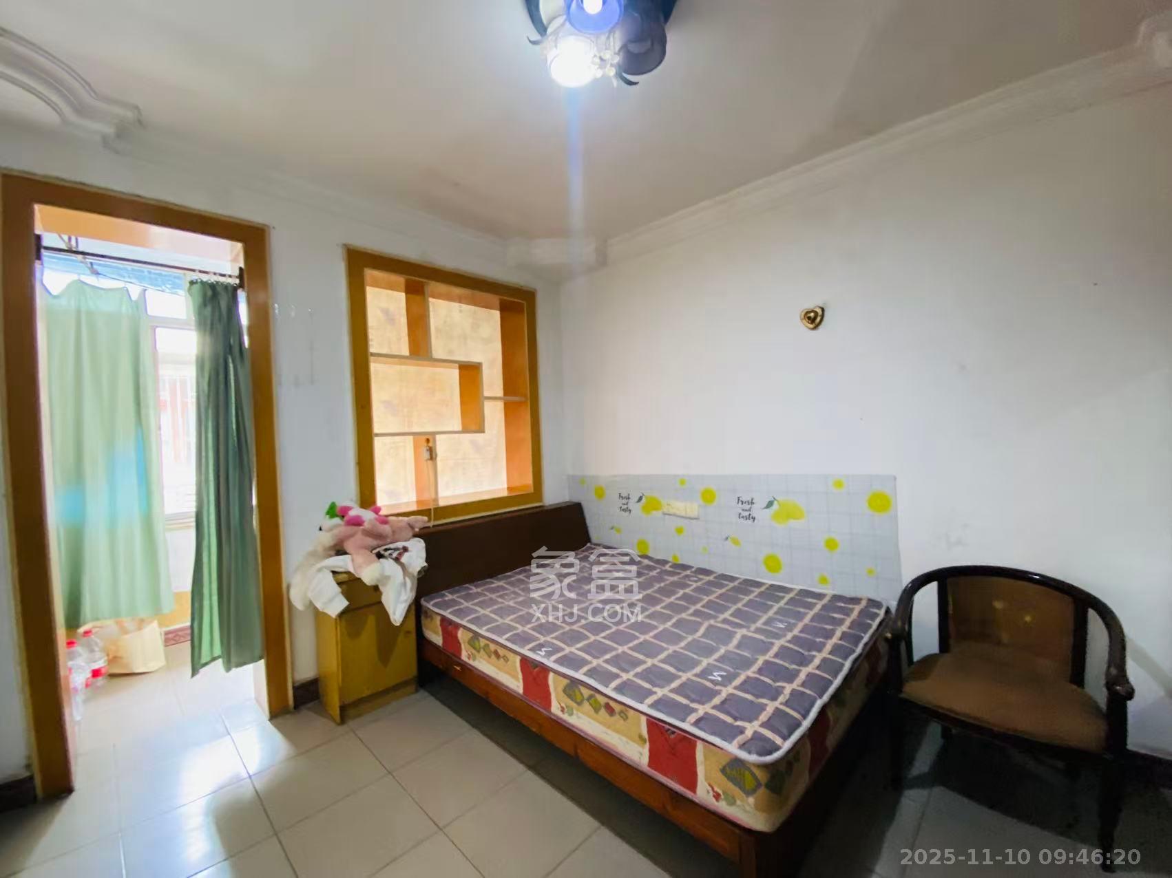 市工行南门口分理处职工宿舍（南沙井巷32）  2室1厅1卫    800.0元/月室内图