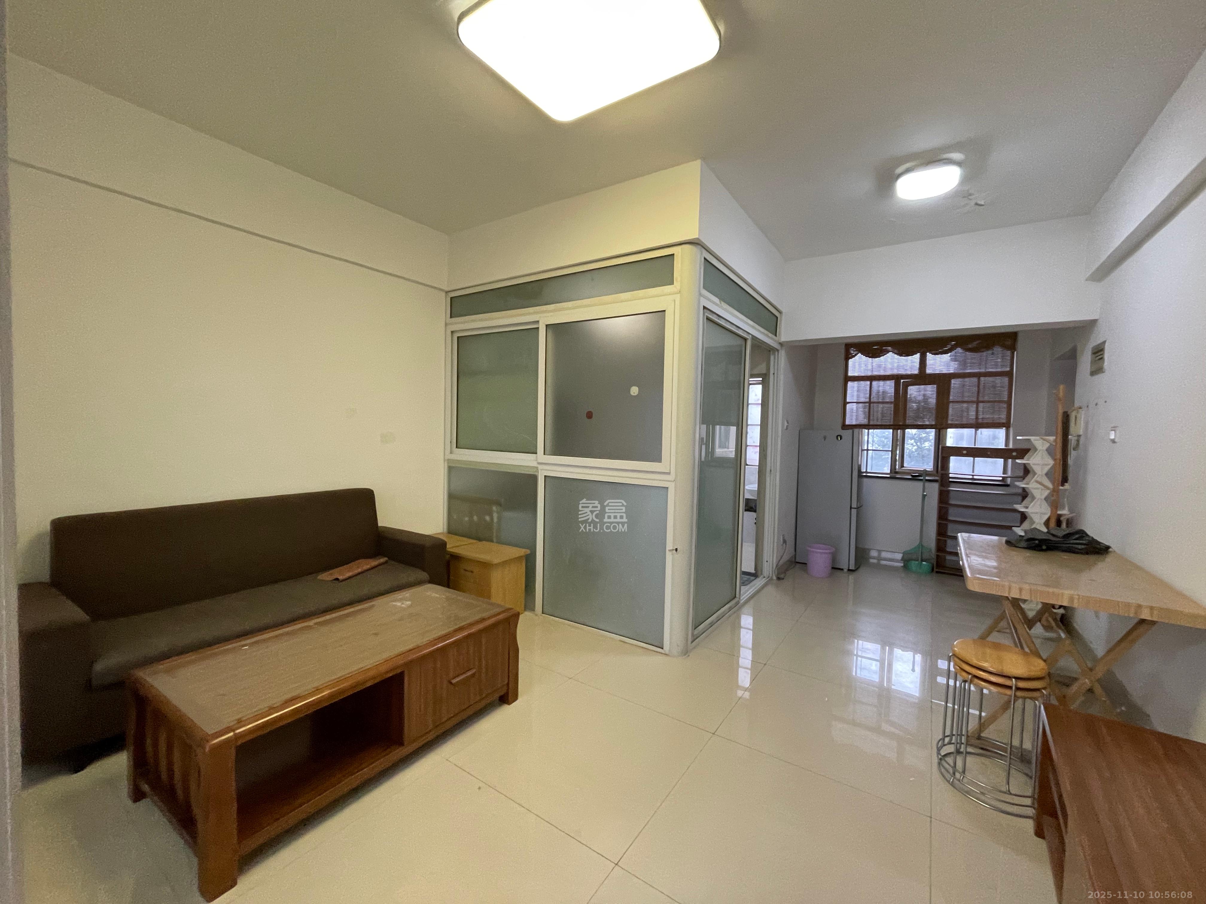 城南郡  1室1厅1卫    1500.0元/月