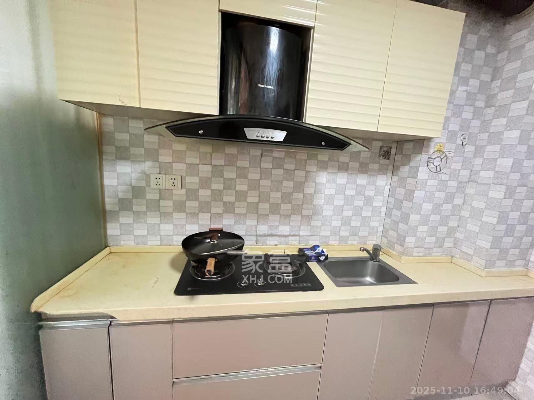 他城（天鸿时代公寓）  1室1厅1卫    1200.0元/月室内图