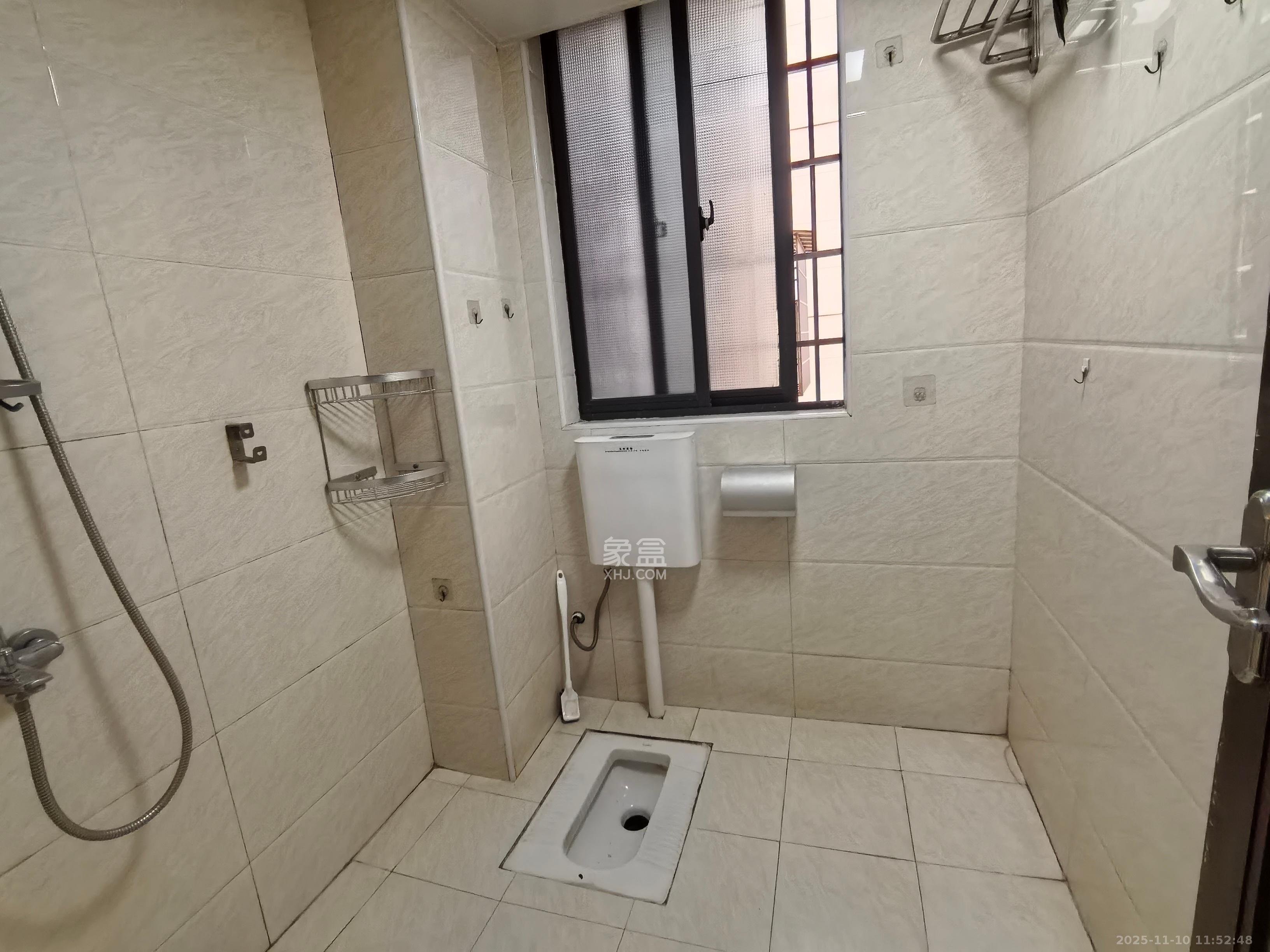 观沙嘉园  2室2厅1卫    2100.0元/月室内图