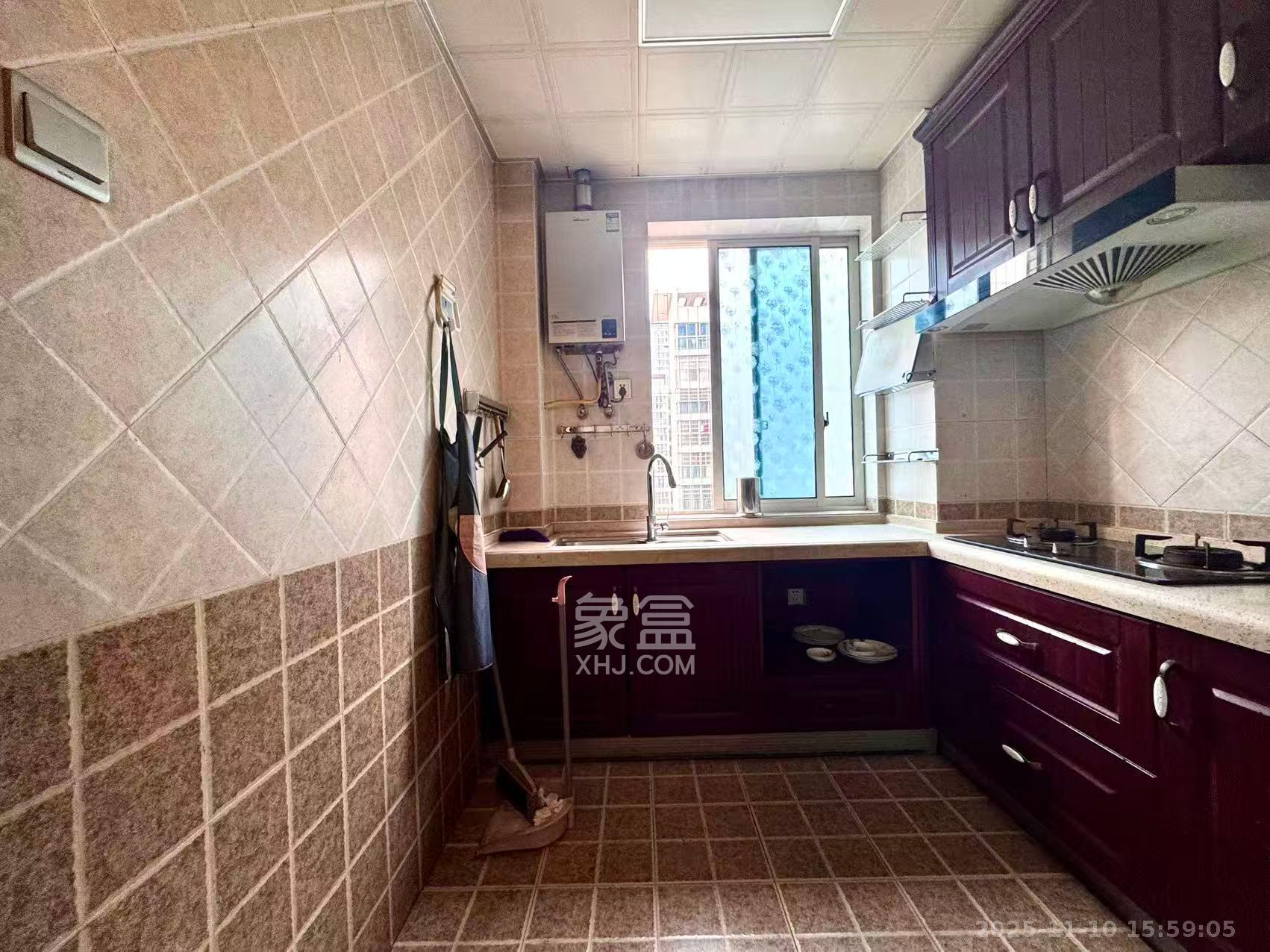 福满新城（新天安置小区）  2室1厅1卫    1700.0元/月室内图