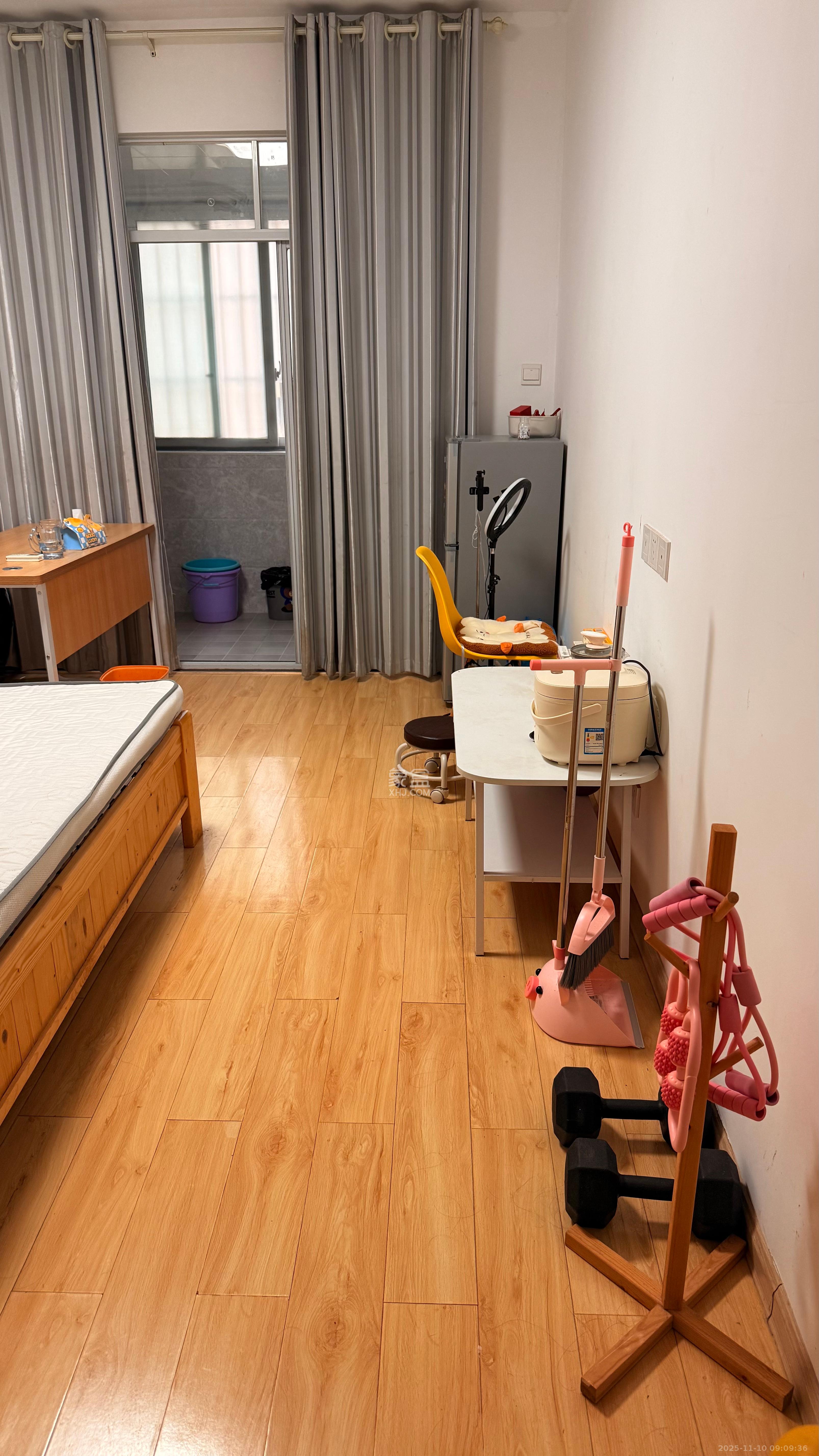 明天一城  1室1厅1卫    1000.0元/月室内图