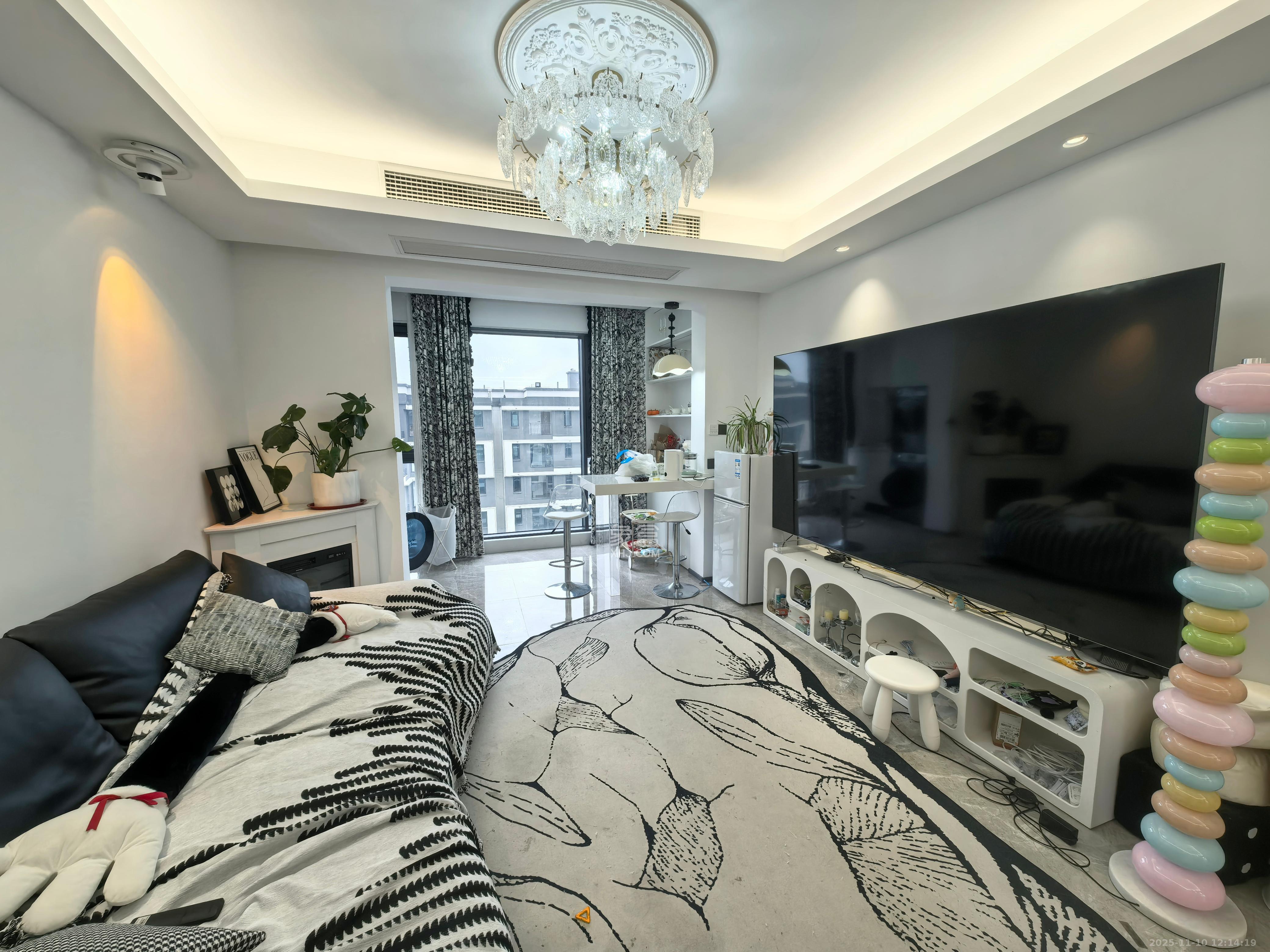 旭辉铂宸府 4室2厅2卫 4500.0元/月 旭辉铂宸府 4室2厅2卫 4500.0元/月室内图