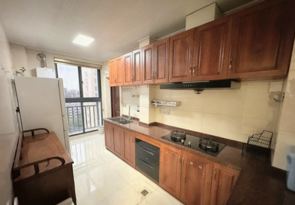 海航豪庭北苑 3室2厅2卫 5800.0元/月 海航豪庭北苑 3室2厅2卫 5800.0元/月室内图