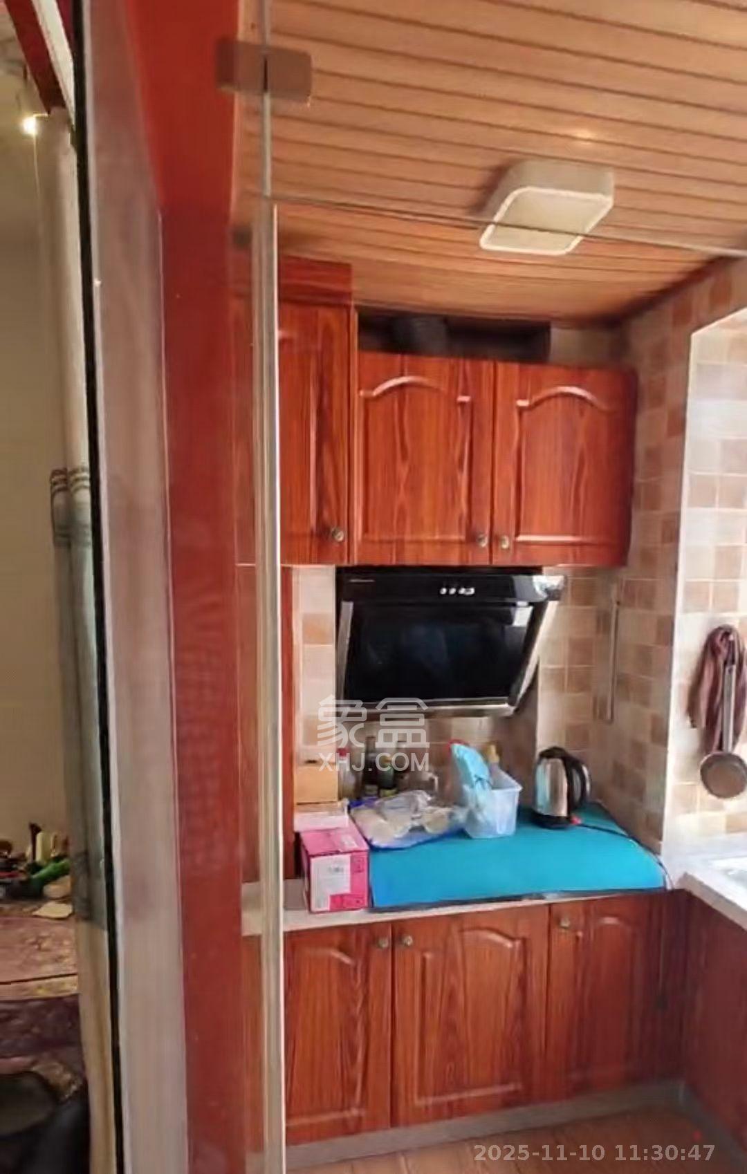 怡海星城  1室1厅1卫    1000.0元/月室内图