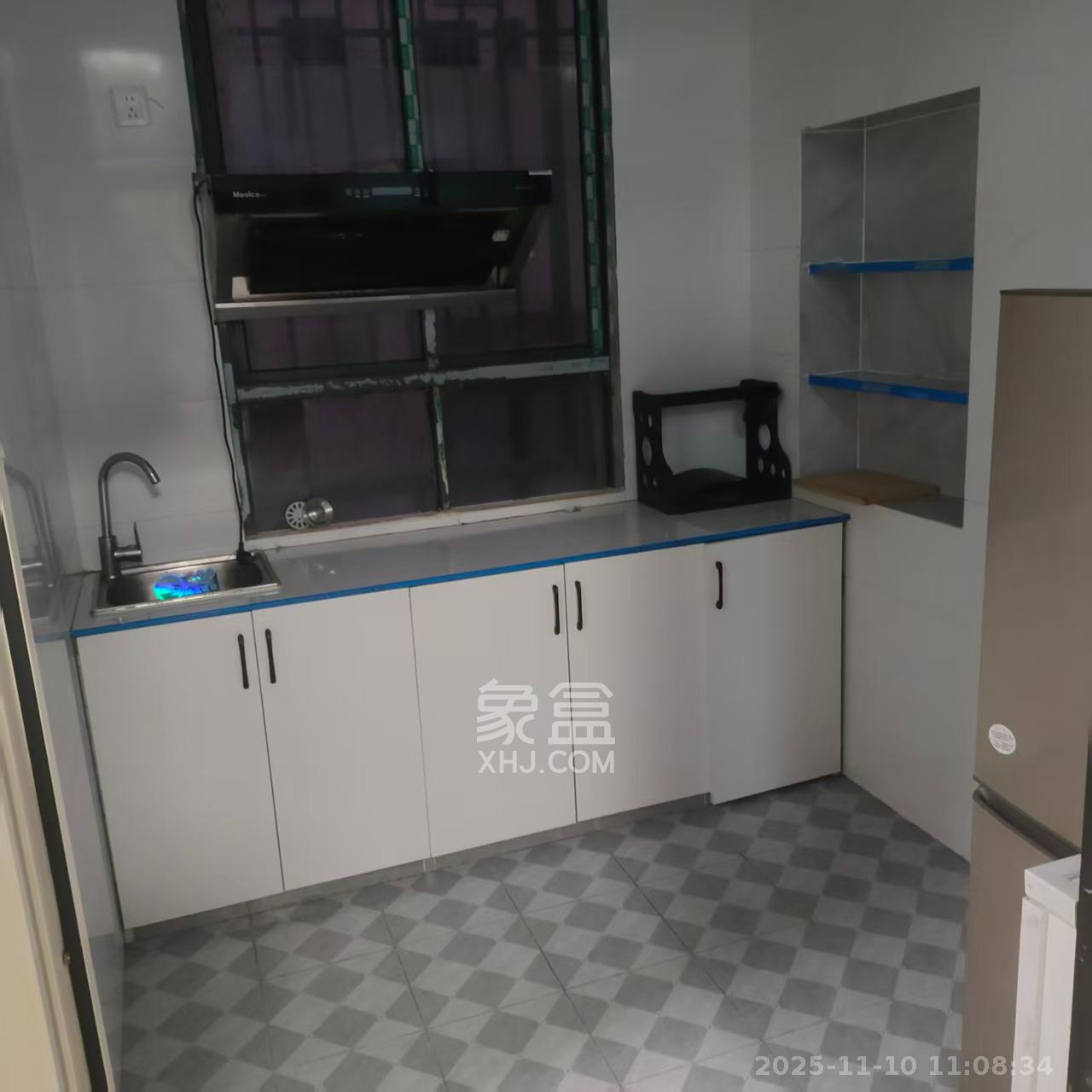 星沙二区  1室1厅1卫    700.0元/月室内图