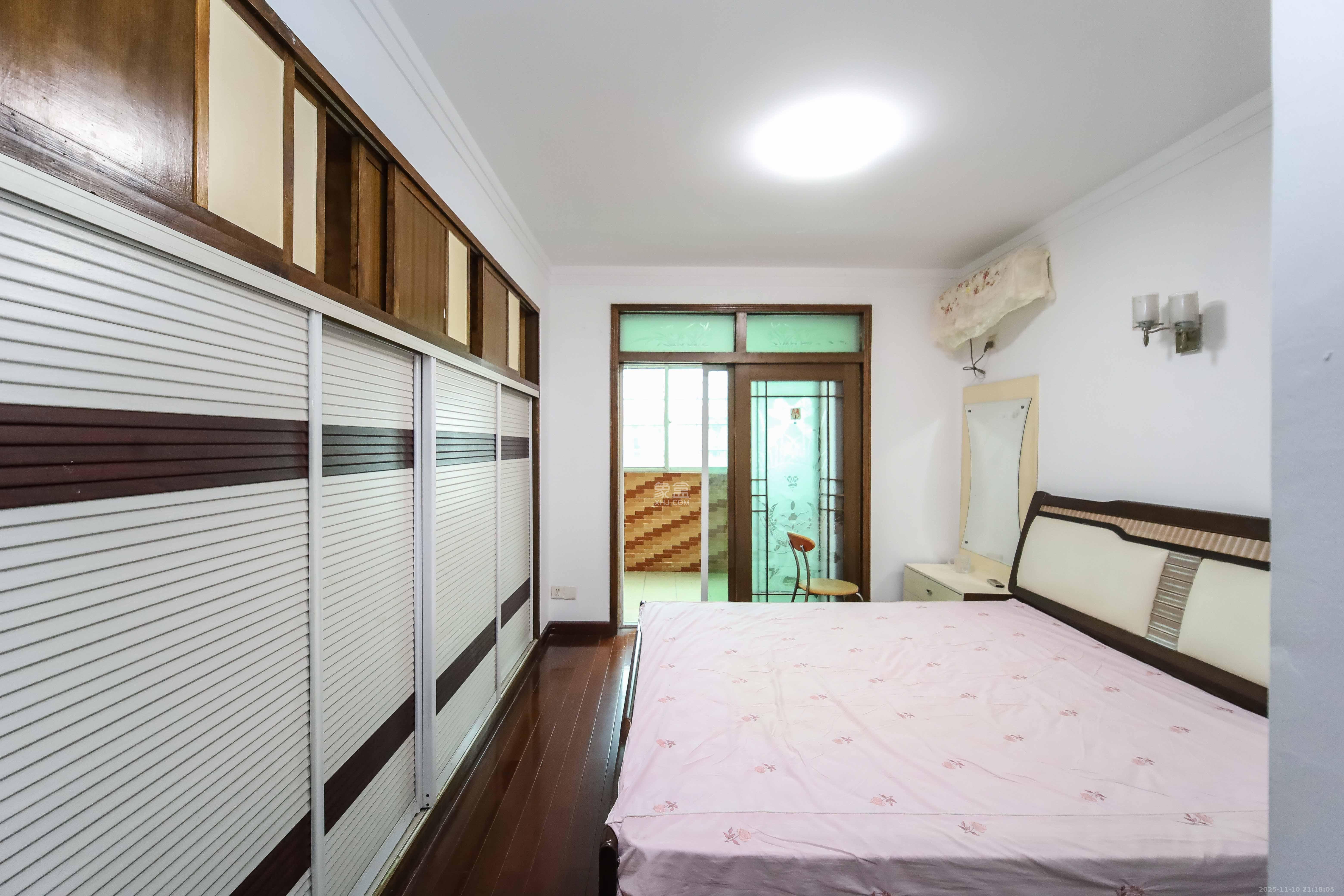 古汉城宿舍（同超集团控股公司）  3室2厅1卫    75.0万卧室