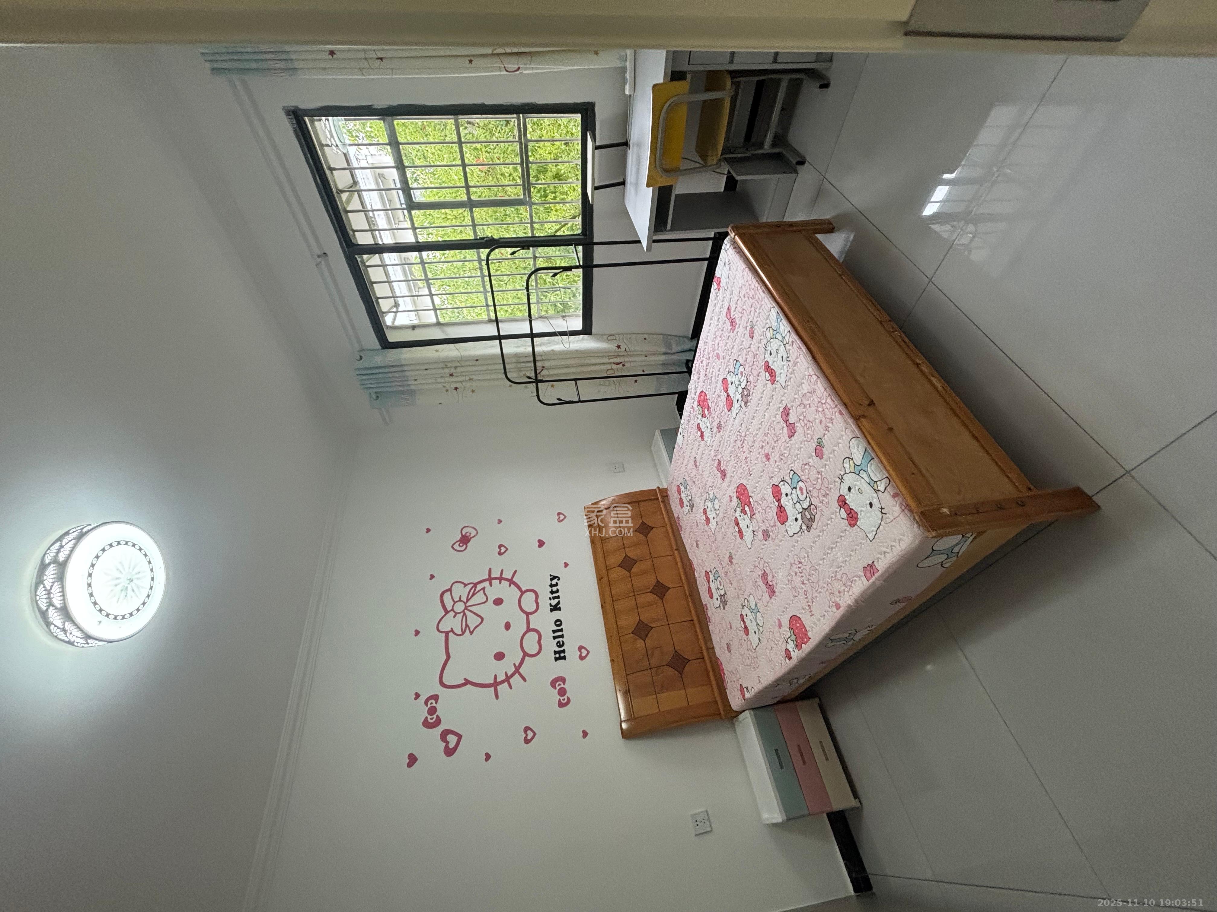 鸿景苑  1室2厅2卫    2700.0元/月