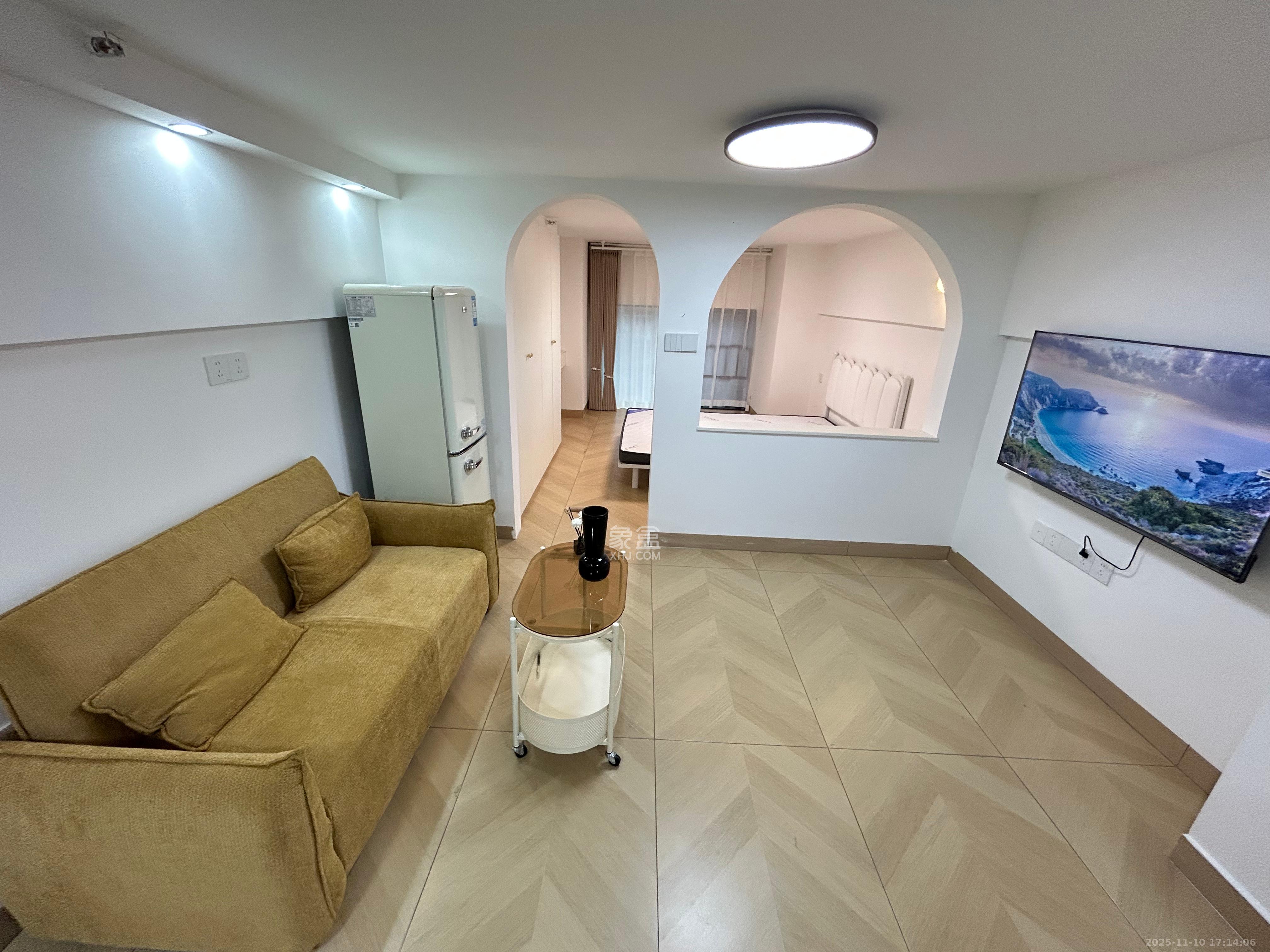 梅溪悦章  1室1厅1卫    1600.0元/月