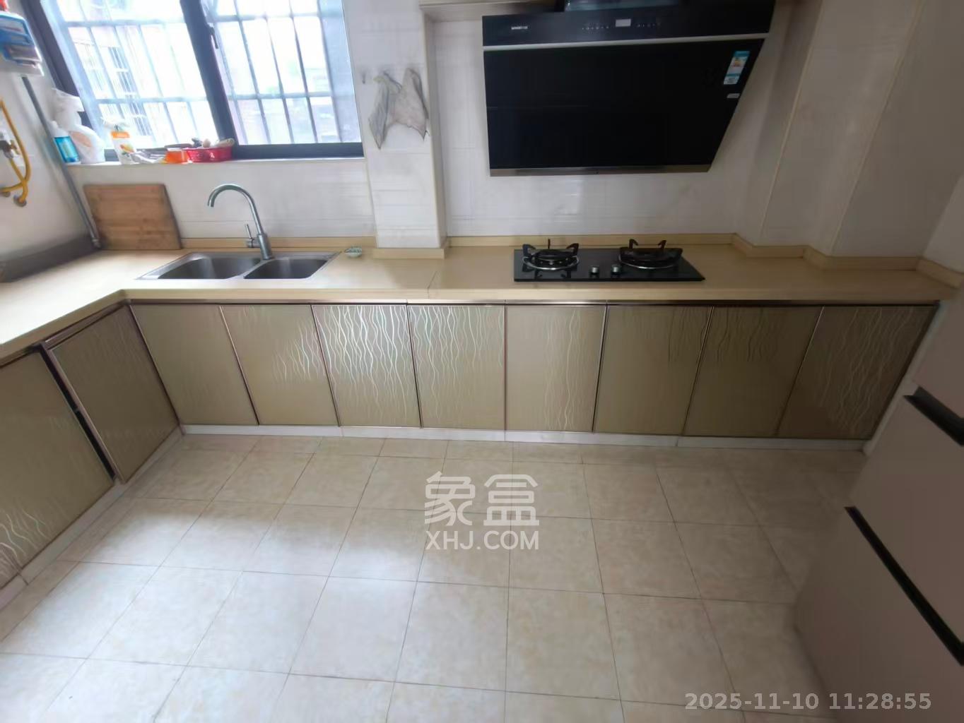 学府雅苑  3室2厅2卫    48.0万室内图