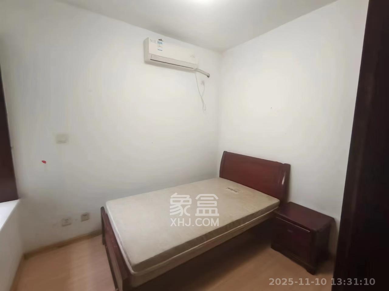 中天广场  3室2厅1卫    3500.0元/月室内图