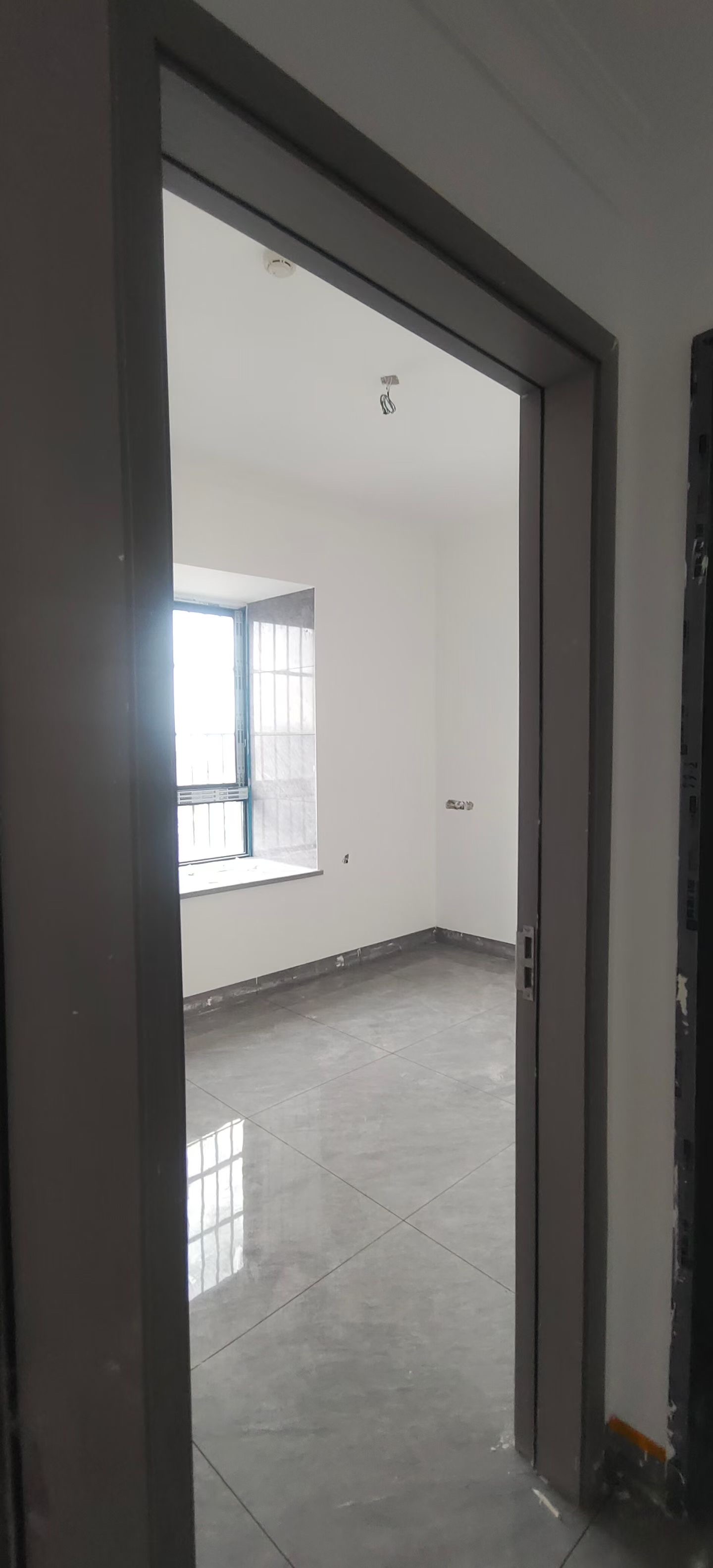 滨江新苑（C区）  2室2厅1卫    2300.0元/月室内图