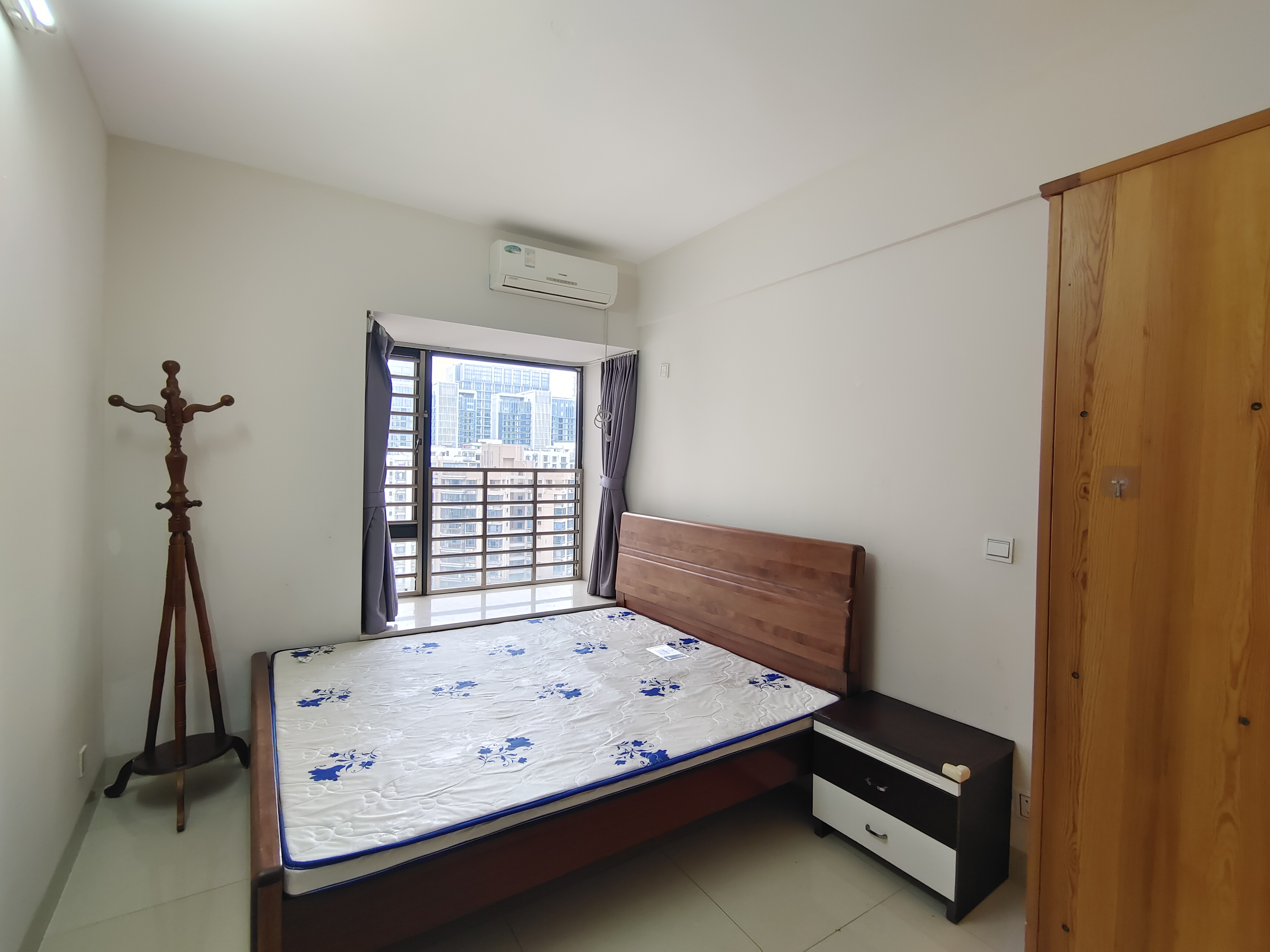 丽晶温泉海景花园一期（别名：丽晶维港、丽晶海景花园）  4室2厅2卫    4000.0元/月室内图