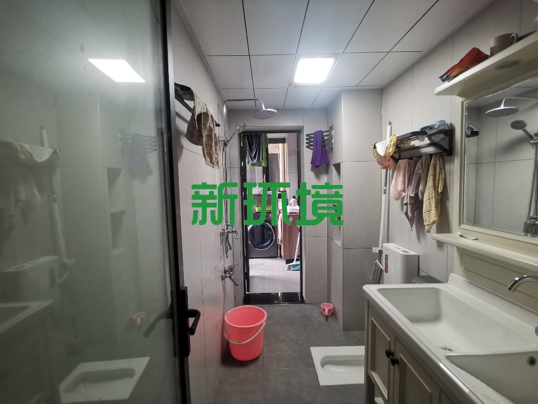 昊天珑璟湾 3室2厅2卫 1800.0元/月 昊天珑璟湾 3室2厅2卫 1800.0元/月室内图