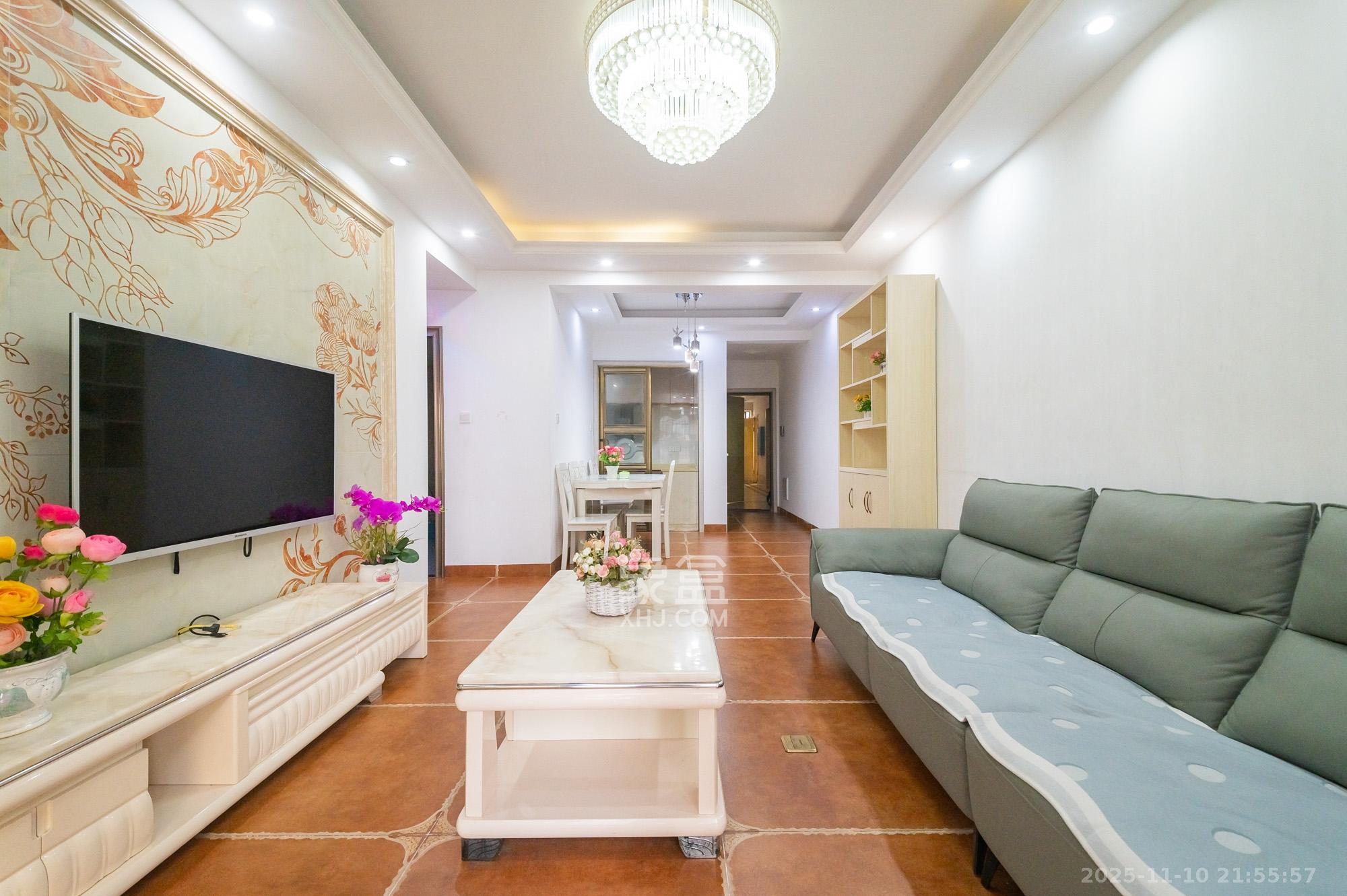 深业睿城  2室1厅1卫    59.8万客厅