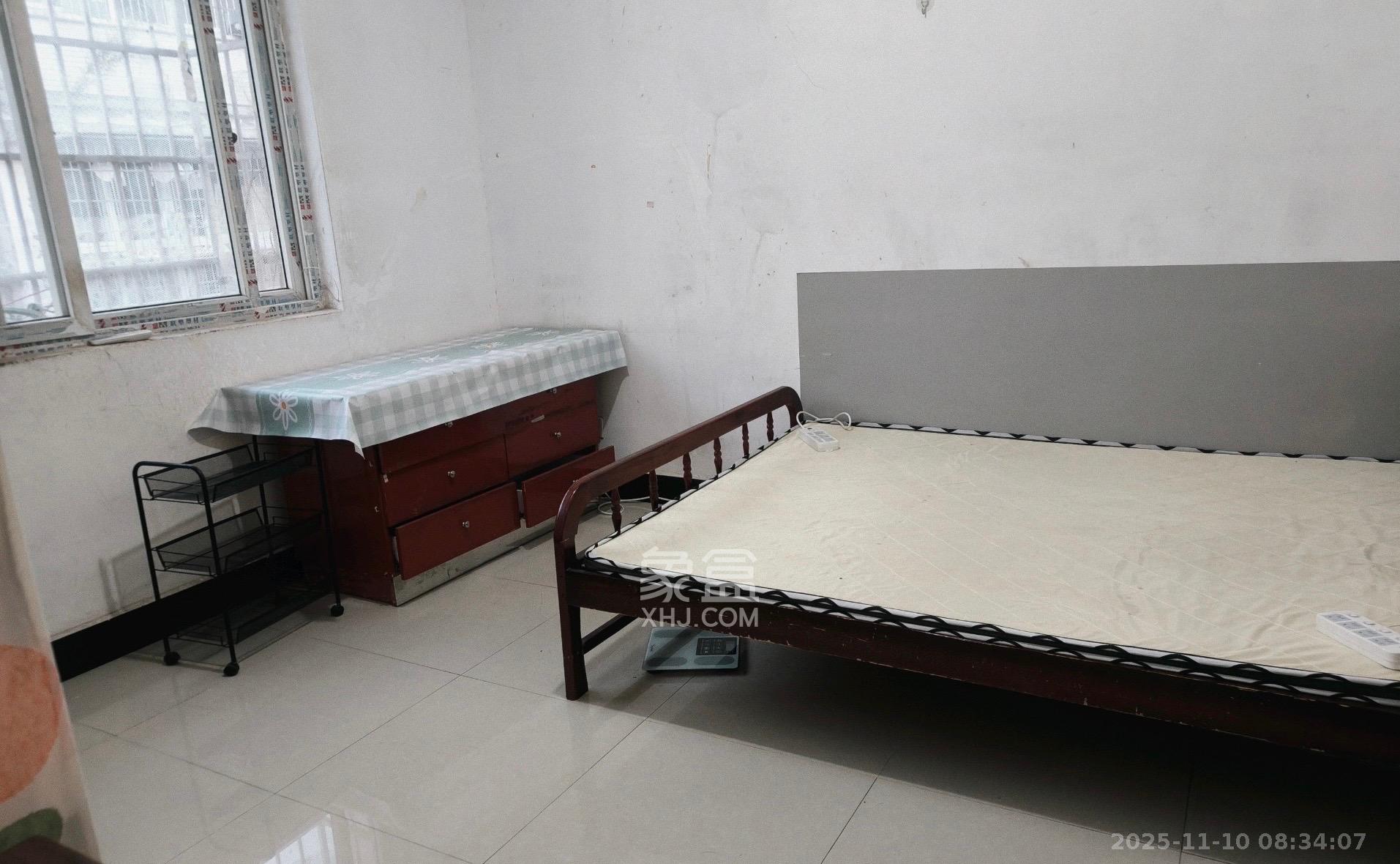 金科佳苑  1室0厅0卫    900.0元/月