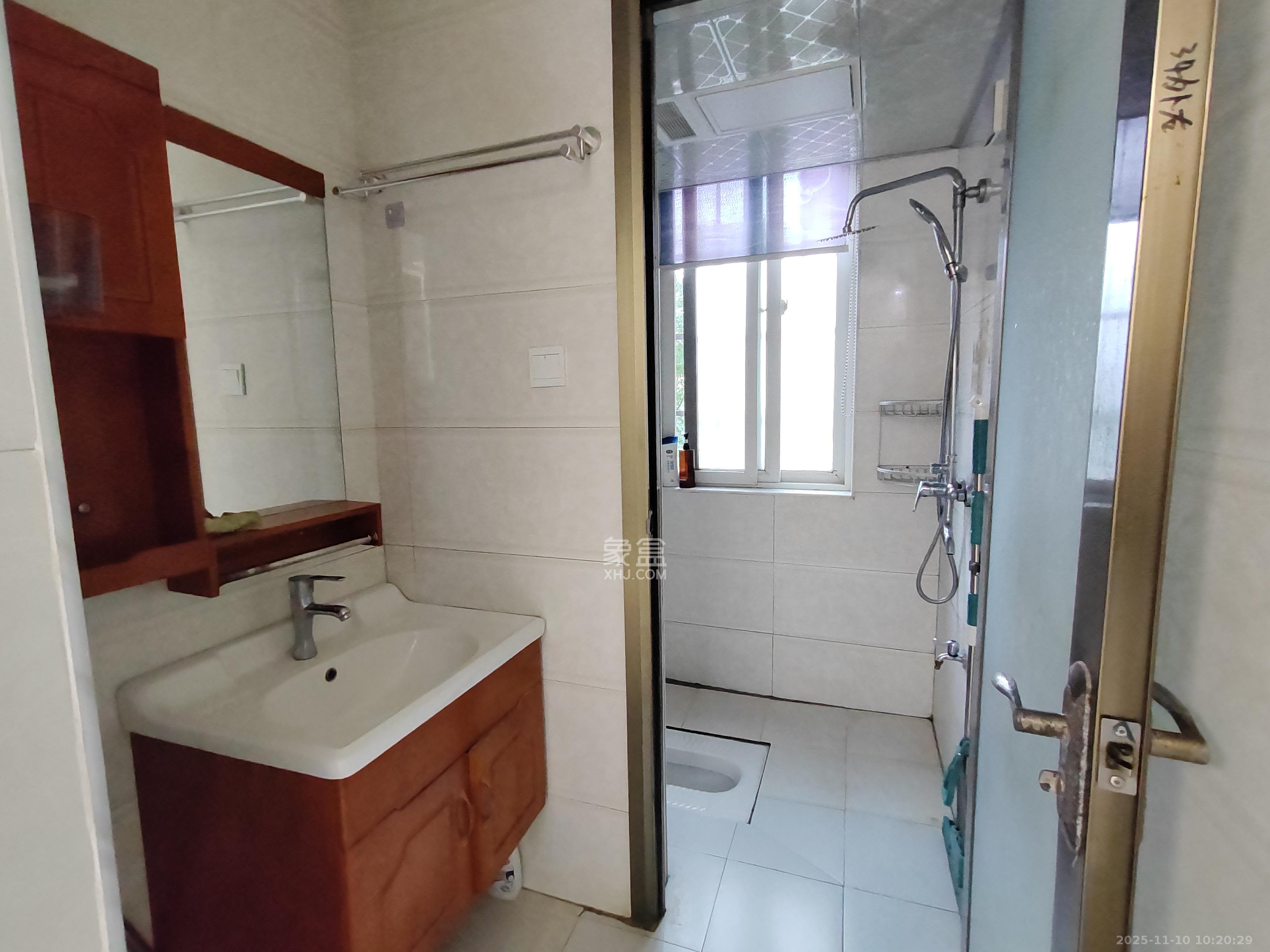 光明城市（星辰青年城）  3室2厅1卫    2100.0元/月室内图