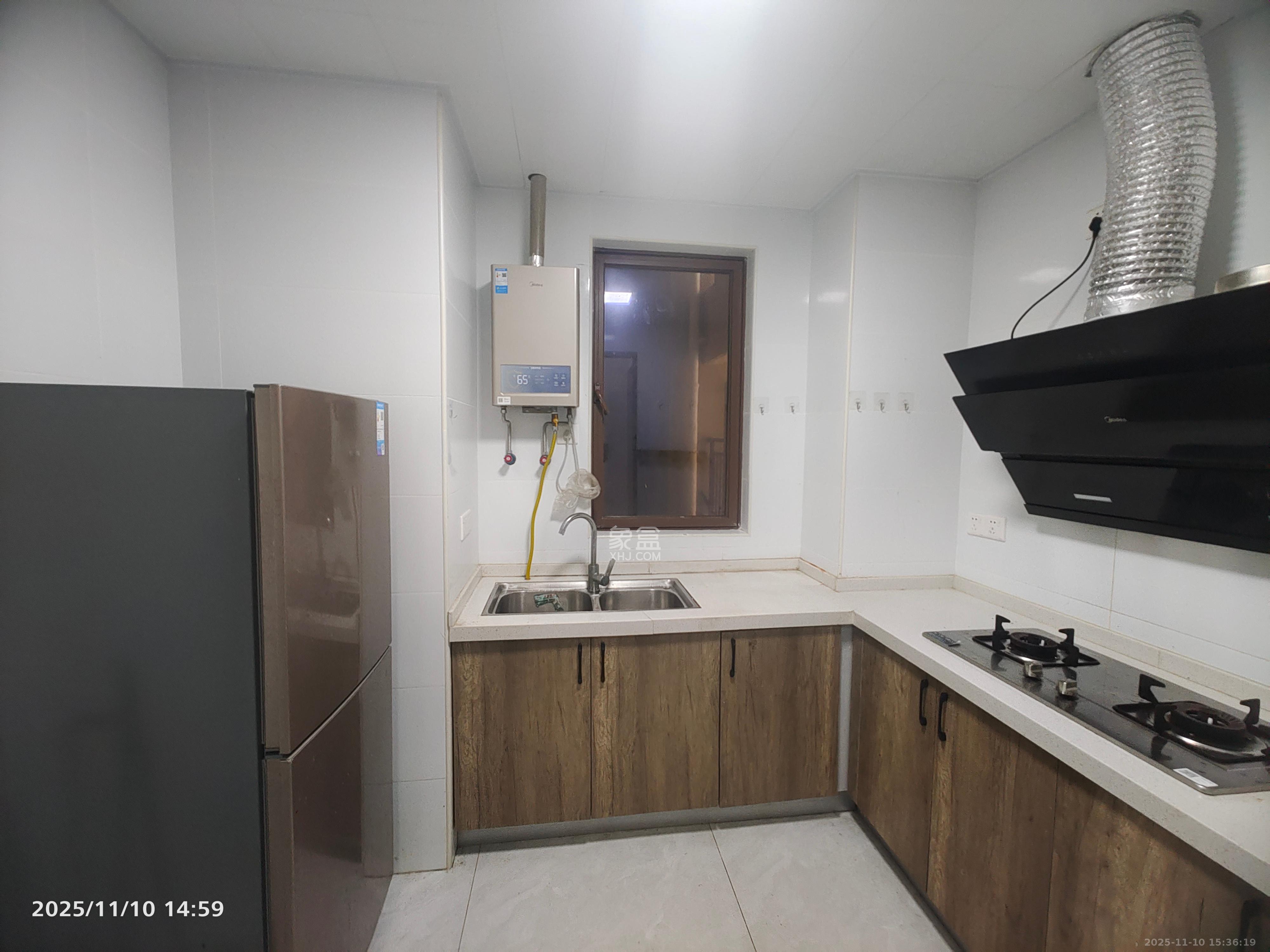 弘阳昕悦府  3室1厅1卫    2700.0元/月室内图