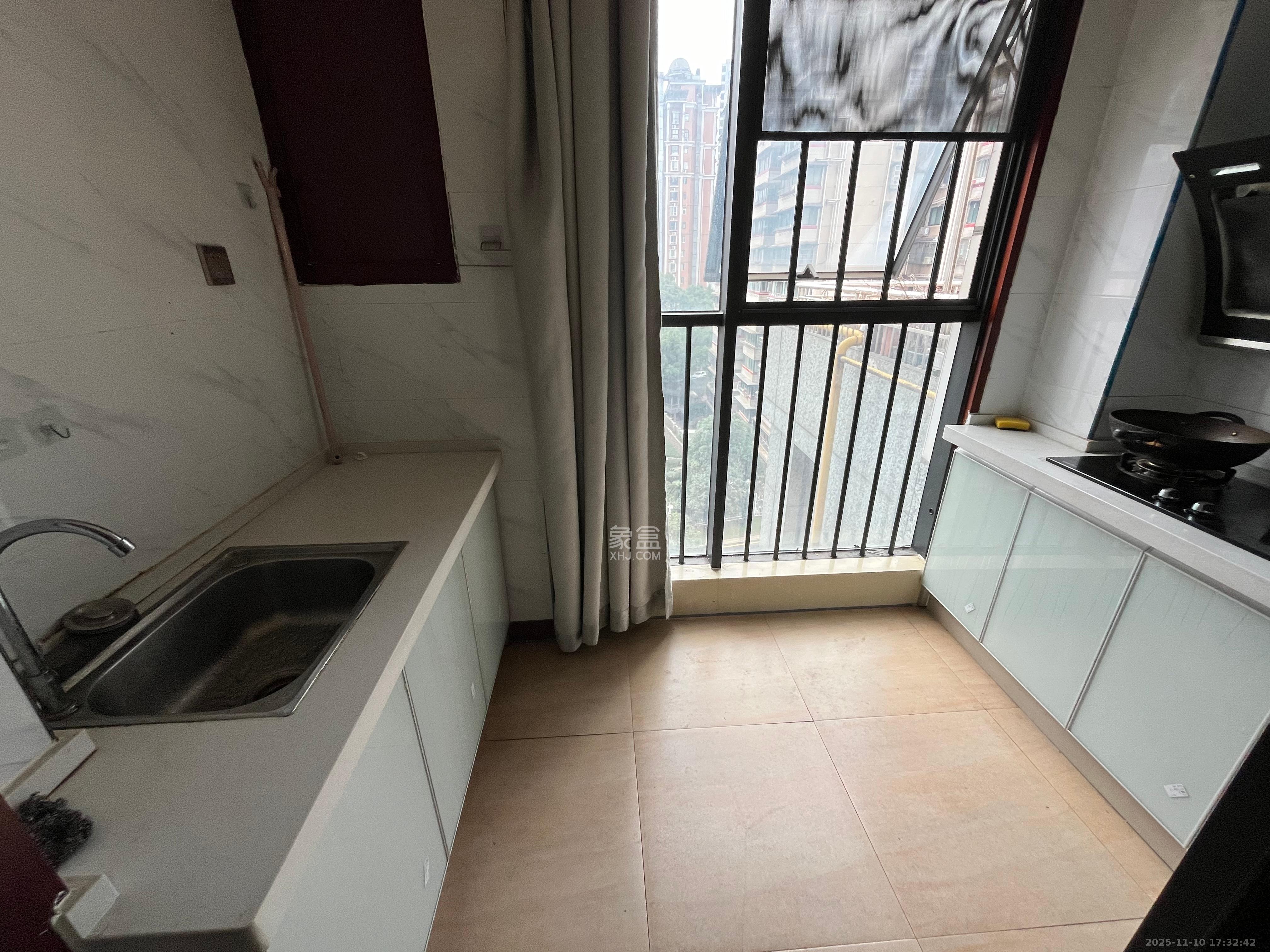 东塘瑞府 1室1厅1卫 1500.0元/月 东塘瑞府 1室1厅1卫 1500.0元/月室内图