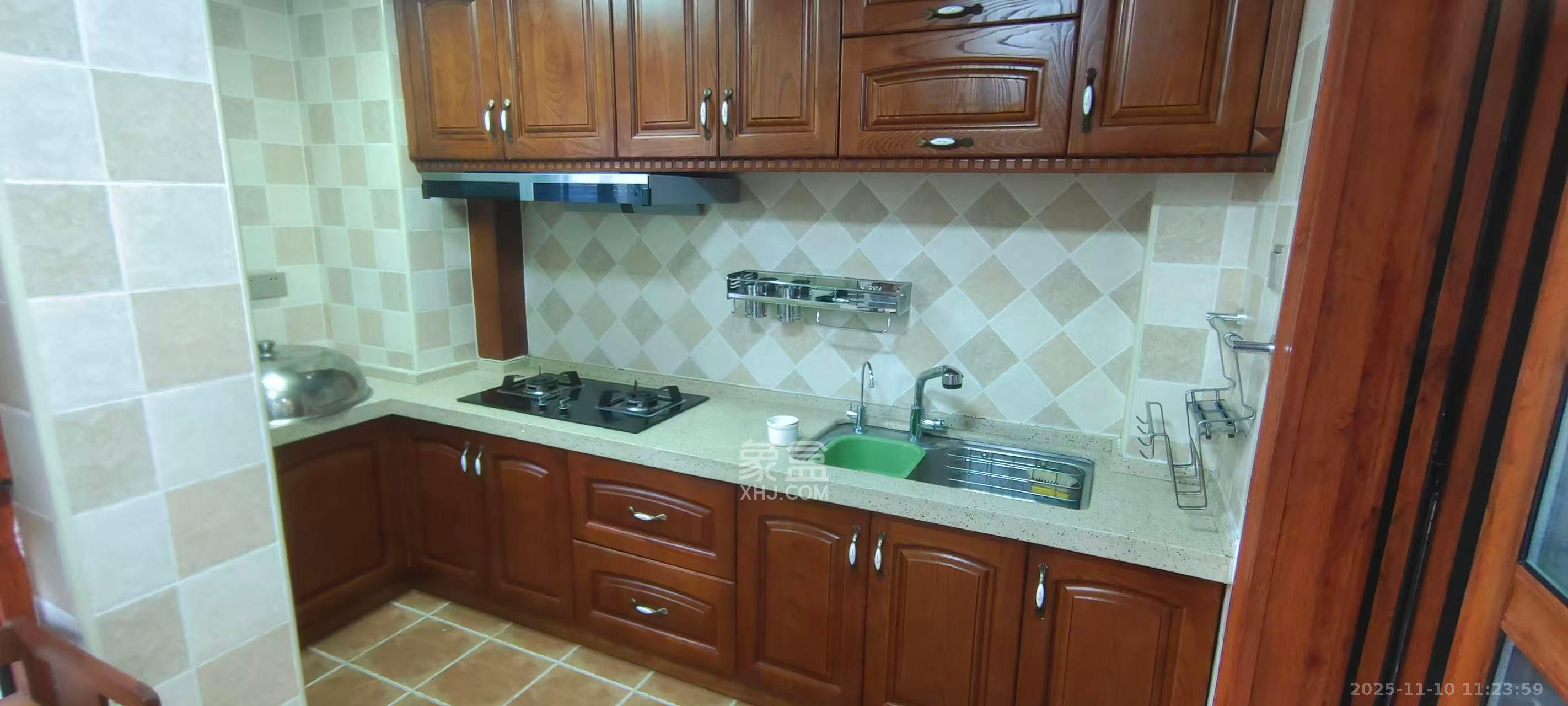 岳北和苑  3室2厅2卫    3500.0元/月室内图