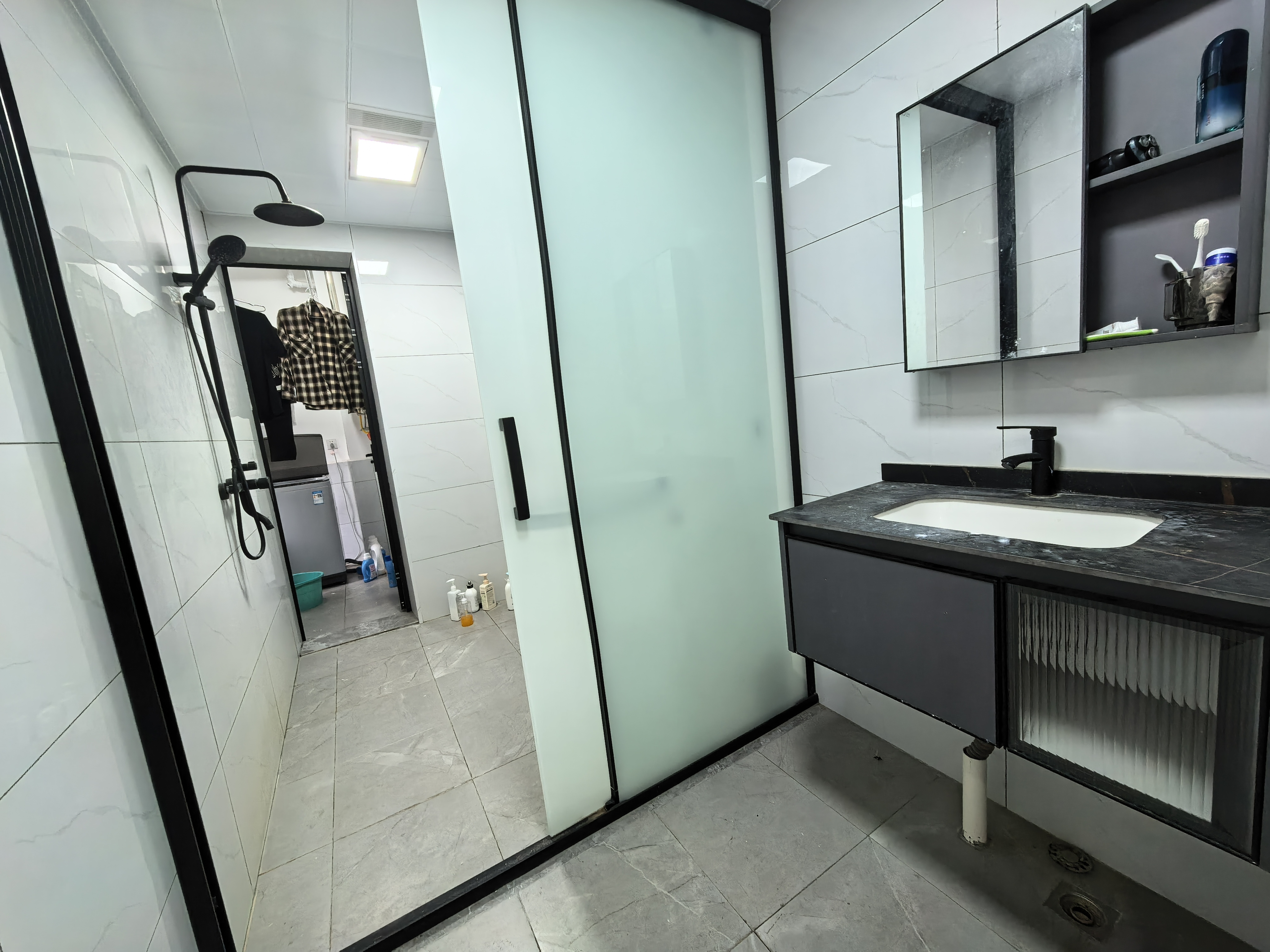 恒基凯旋门三期  3室2厅2卫    2500.0元/月户型图