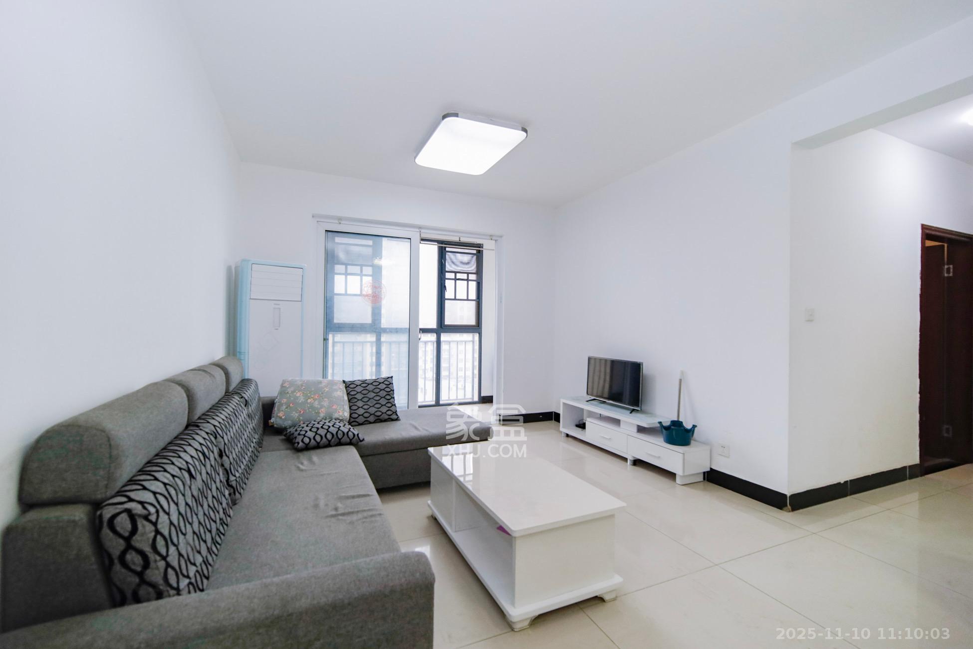 蓝光幸福满庭  3室2厅1卫    2000.0元/月