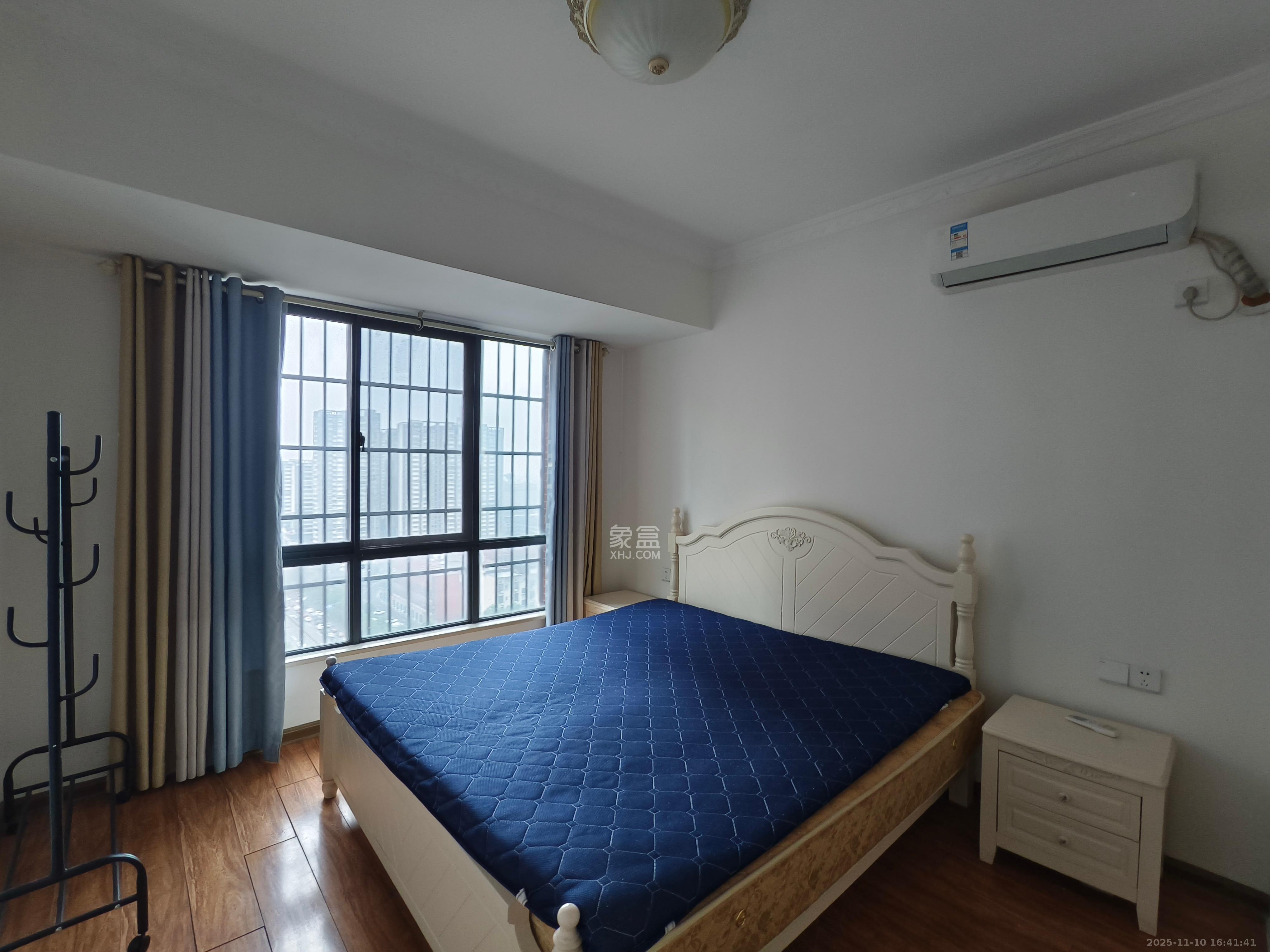 海德公园  1室2厅1卫    1650.0元/月室内图