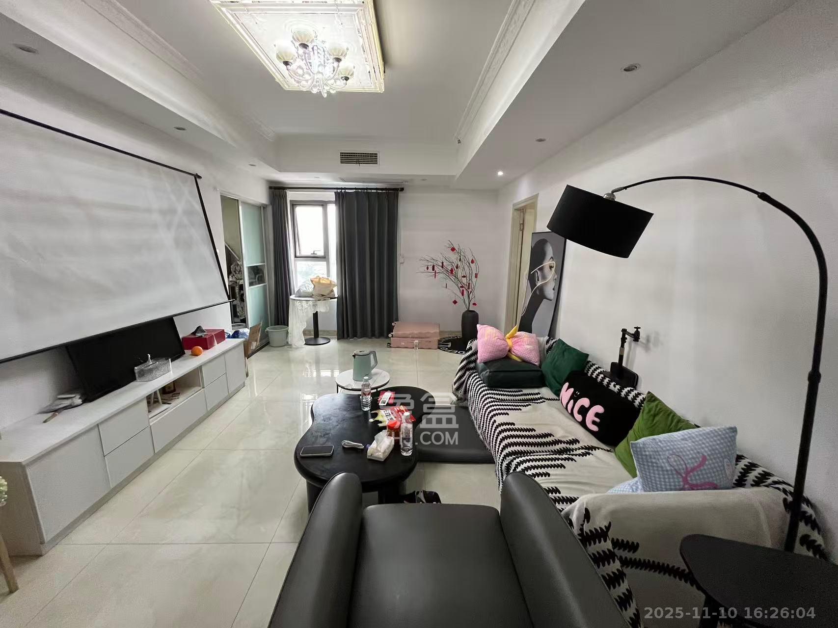 东怡外国（南湖一号)  2室1厅1卫    2950.0元/月