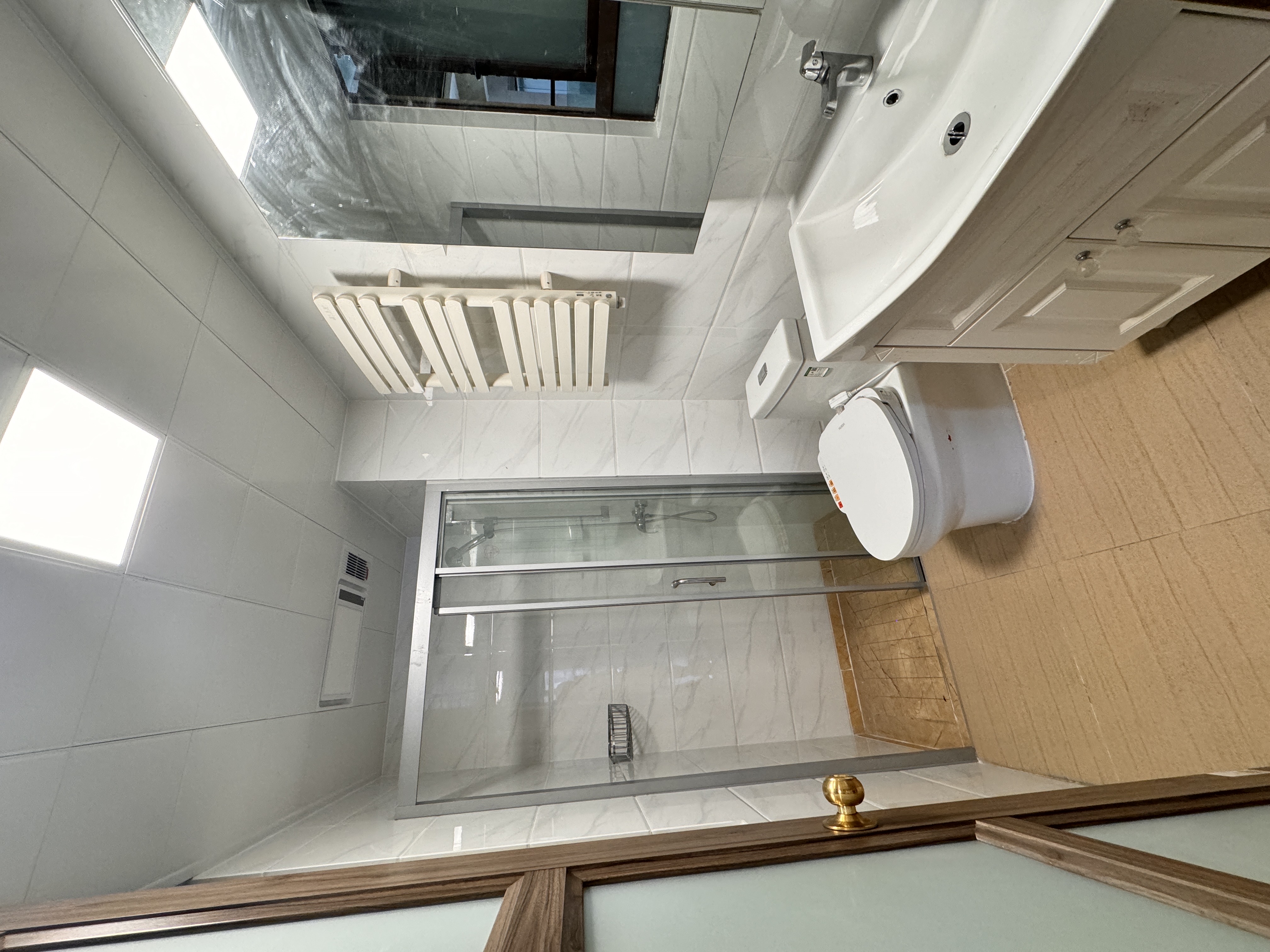 华耀碧桂园十里江湾誉峯 3室1厅1卫 2300.0元/月 华耀碧桂园十里江湾誉峯 3室1厅1卫 2300.0元/月室内图