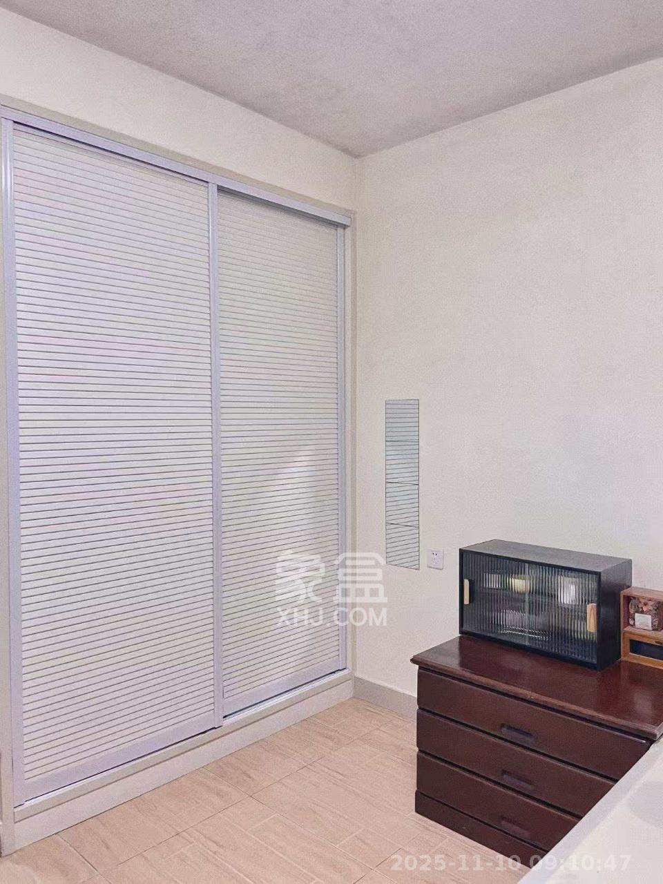 美利新世界  1室1厅1卫    1400.0元/月室内图