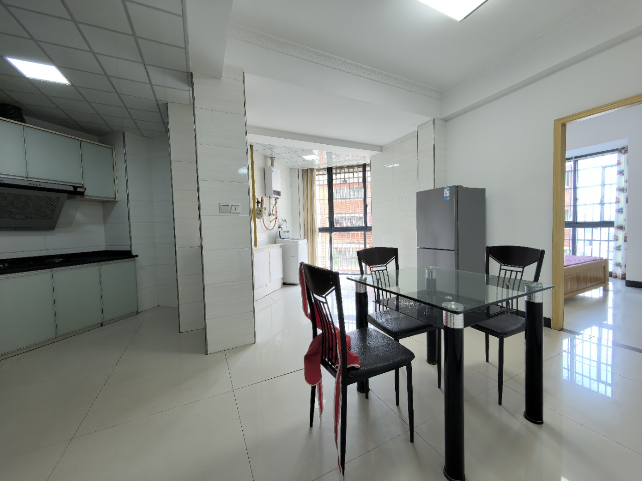 金鹿花园 2室2厅1卫 1380.0元/月 金鹿花园 2室2厅1卫 1380.0元/月室内图