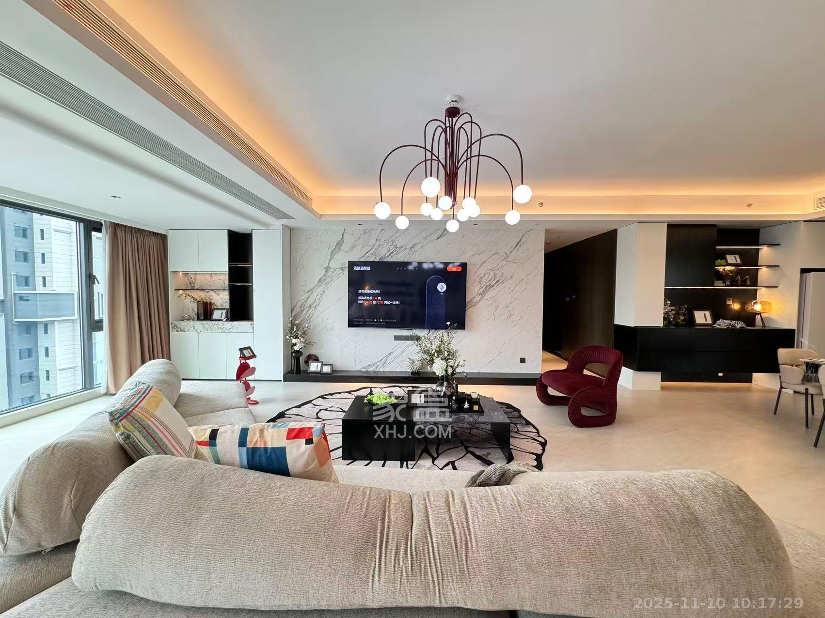 中海阅湘台  4室2厅1卫    16800.0元/月室内图