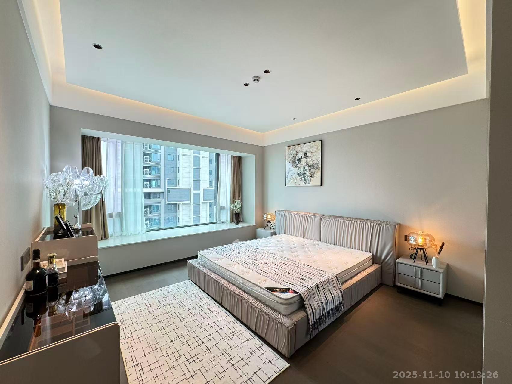 中海阅湘台  4室2厅2卫    16800.0元/月室内图