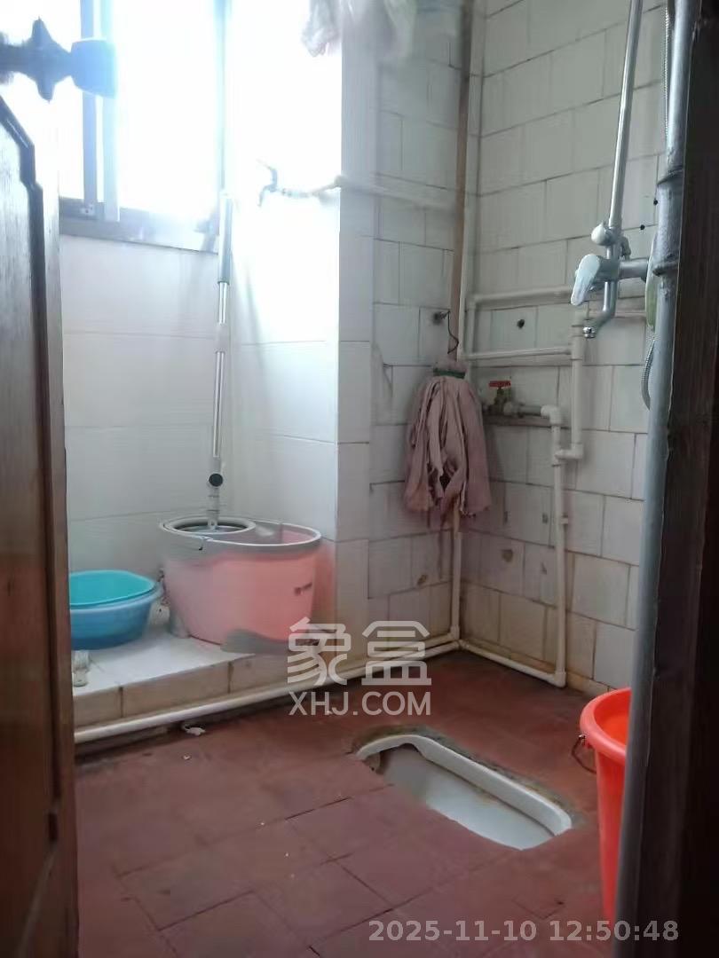 金隆家园(金隆小区) 2室1厅1卫 1350.0元/月 金隆家园(金隆小区) 2室1厅1卫 1350.0元/月室内图